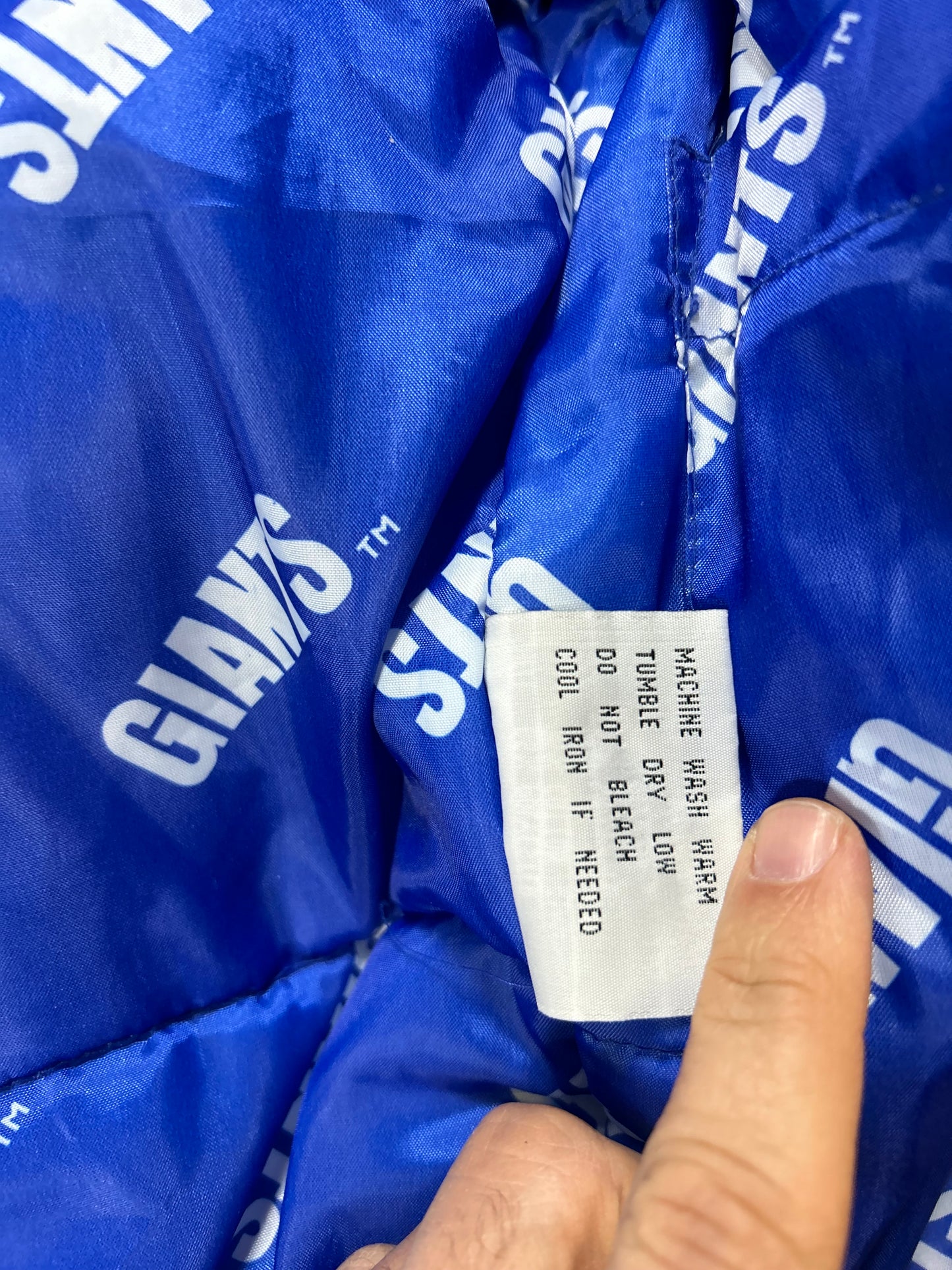 Vintage New York Giants NFL Puffer Packable Hood Jacket Large 25.75x29 Inches