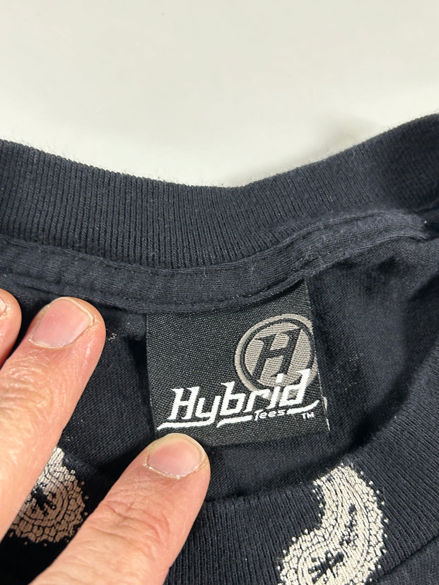 Vintage 2000s Y2k Hybrid T-Shirt Black Paisley Bandana Skater Grunge Skate Tee XL 23.25x31 Inches