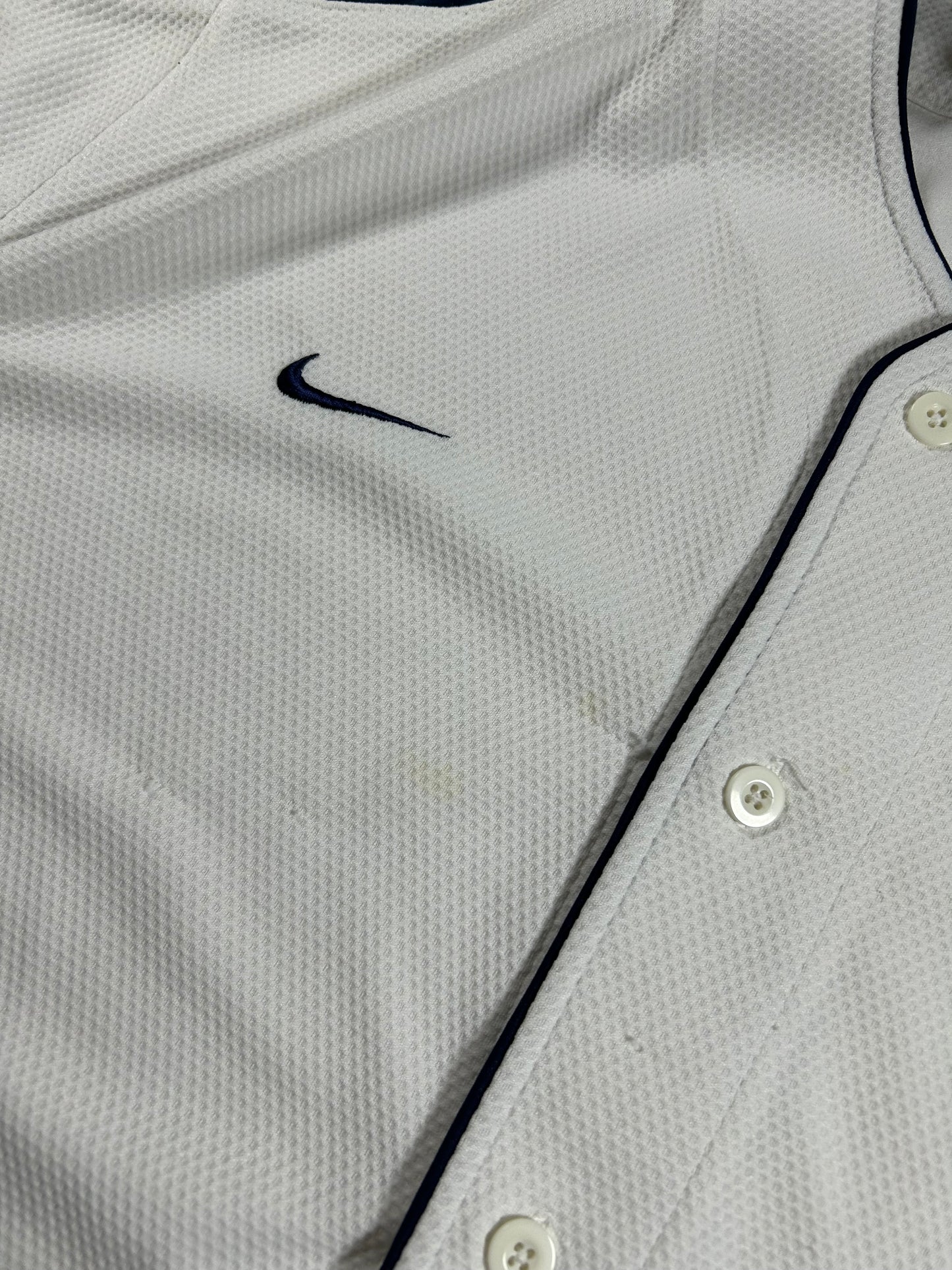 Vintage 2000s Nike Team New York Yankees MLB Blank Jersey Tagged Medium Fits Like A L/XL Best 26.75x32.5/35.25 Inches