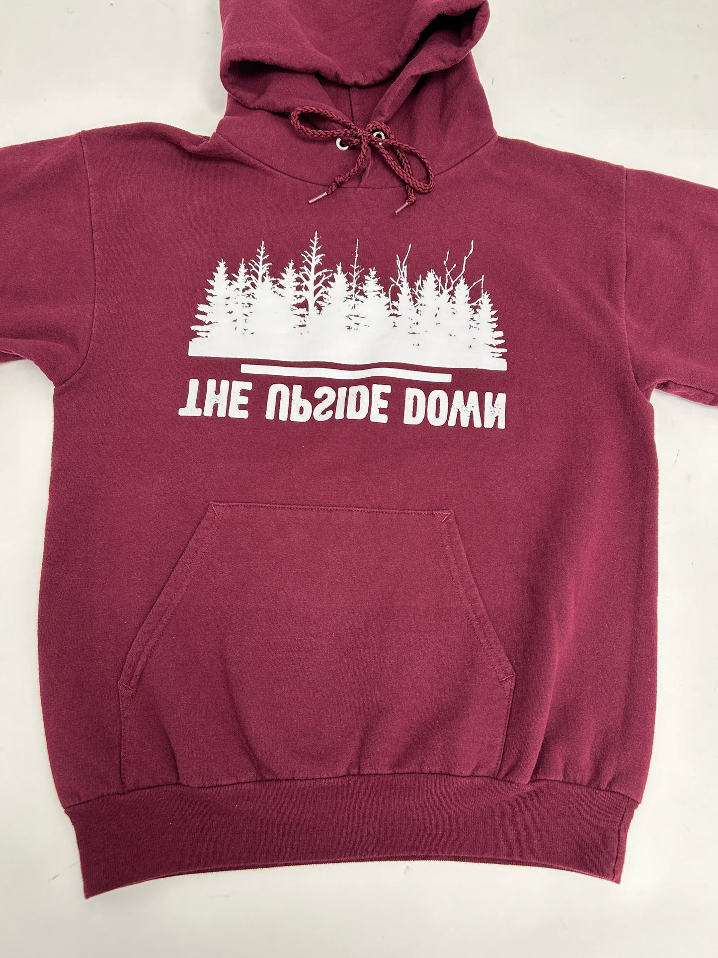Stranger Things The Upside Down World Hooded Sweatshirt Medium/Small 20x26 Inches