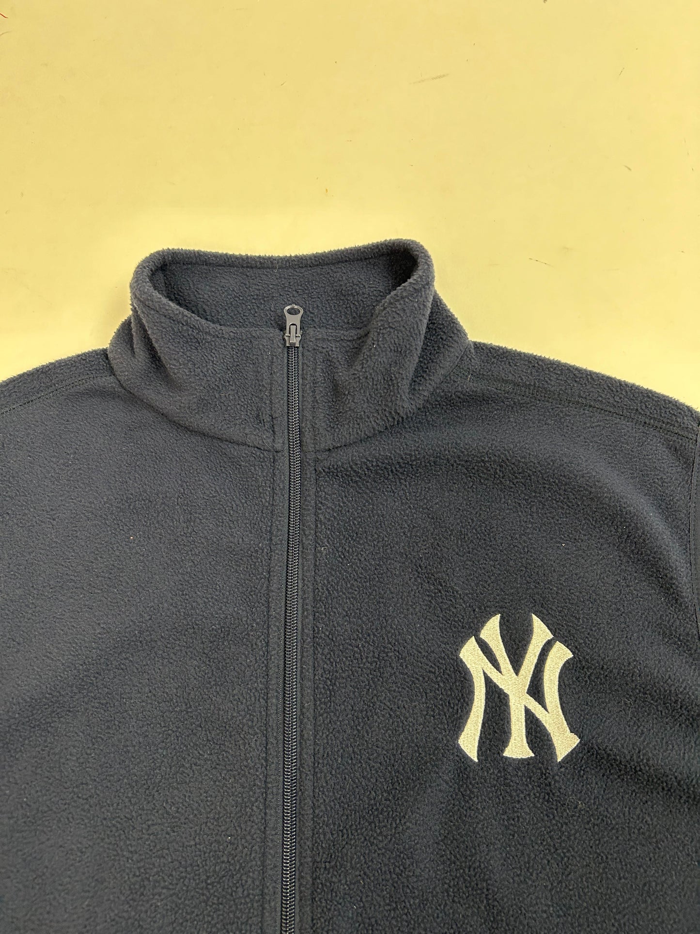 New York Yankees MLB Zip Fleece XL/L Fit 23.5x30 Inches