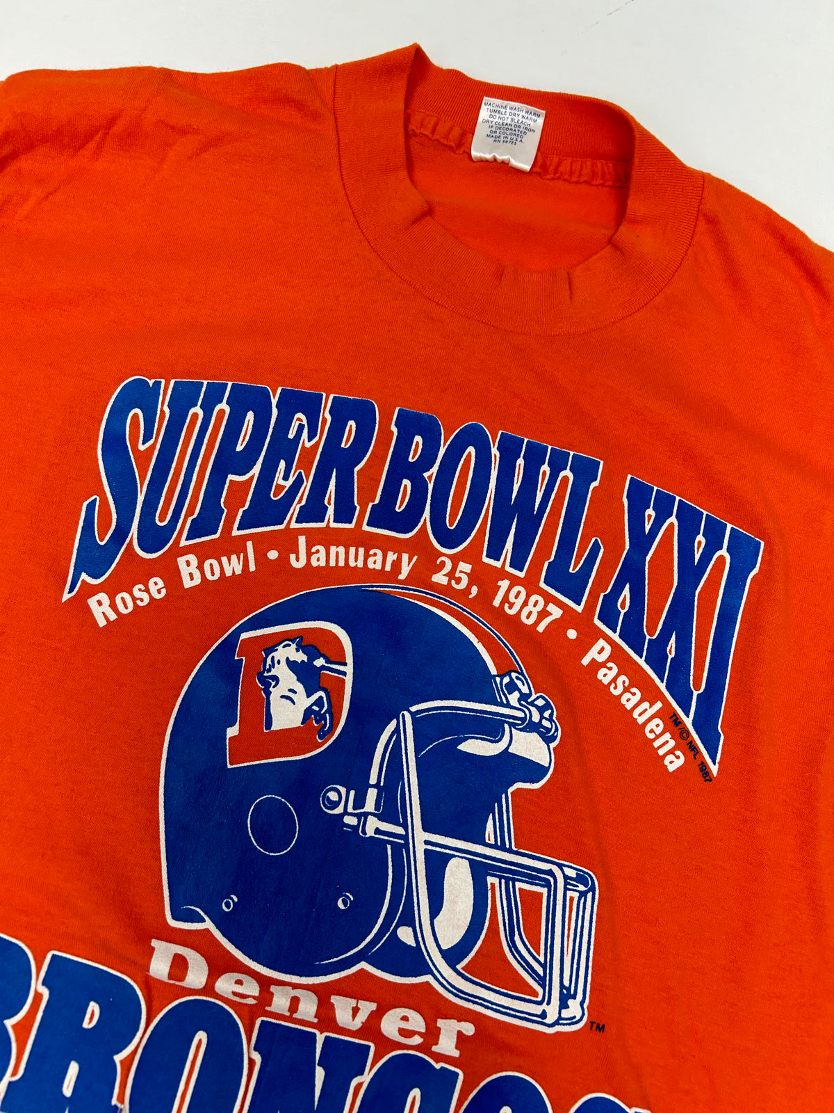 Vintage Trench Denver Broncos Super Bowl XXI 1986 AFC Champions Tee Small/Medium Fit 18.75x27 Inches