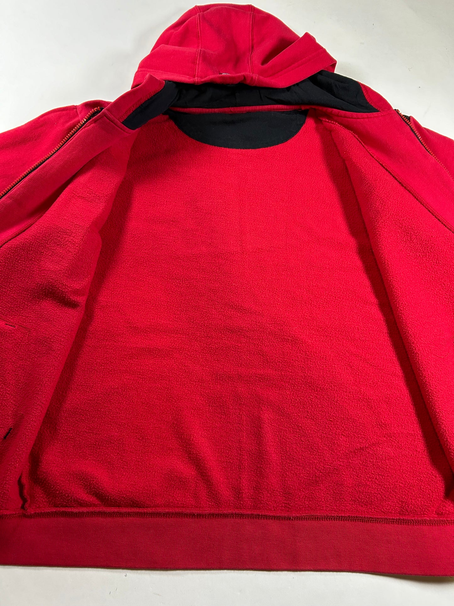 Vintage Eckō Unltd. Raw & Uncut Zip Hooded Sweatshirt Medium 22.75x27.5 Inches Red As Is