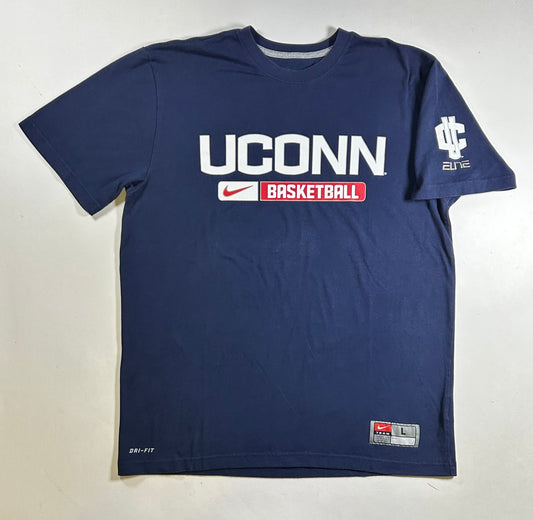 Connecticut Huskies Basketball Nike Team Dri-fit T-Size Large 22x29.5 Inches College Hoops
