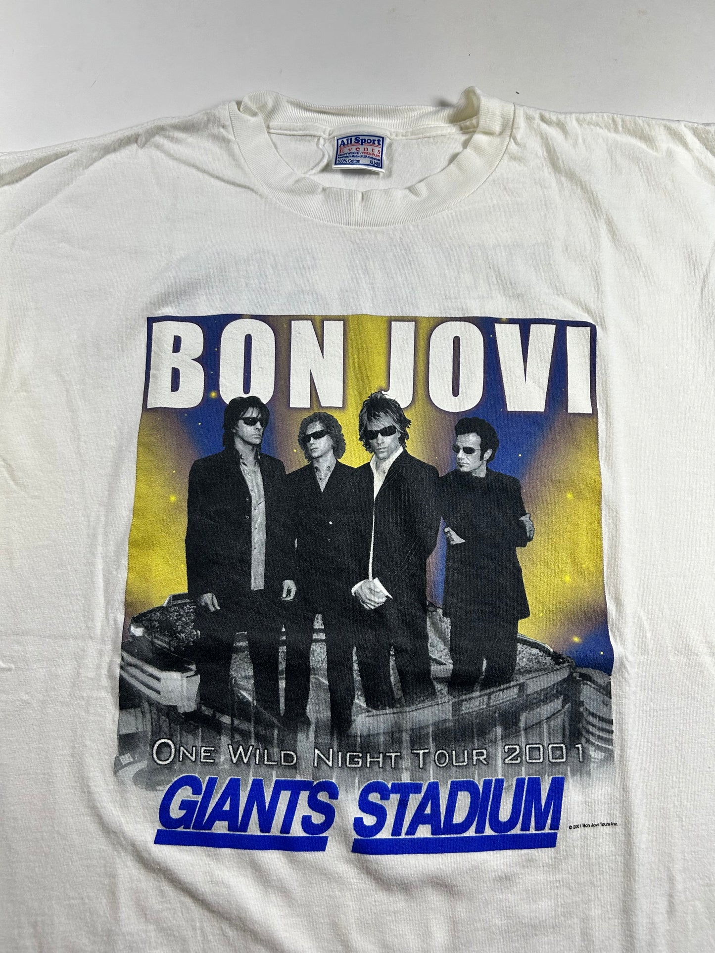 Vintage Jon Bon Jovi One Wild Night 2001 Giants Stadium Sold Out Tour Tee XL 23.5x31.5 Inches