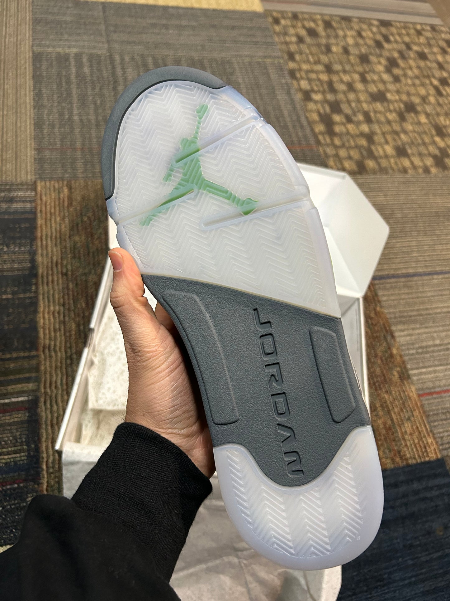 2022 Nike Air Jordan 5 Retro Green Bean 3M Size 13 DS Brand New