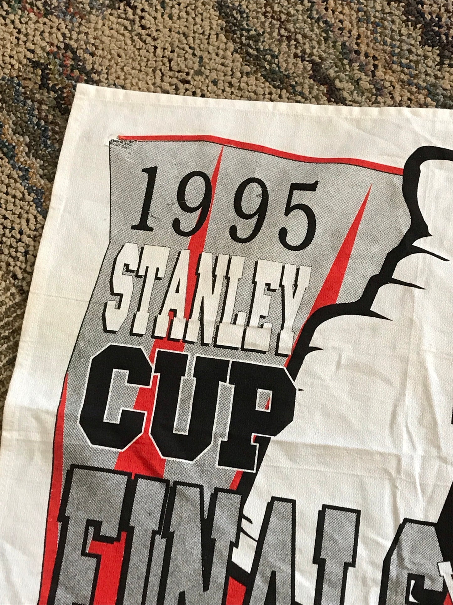 Vintage 1995 NHL New Jersey Devils Rally Towel Stanley Cup Finals Championship