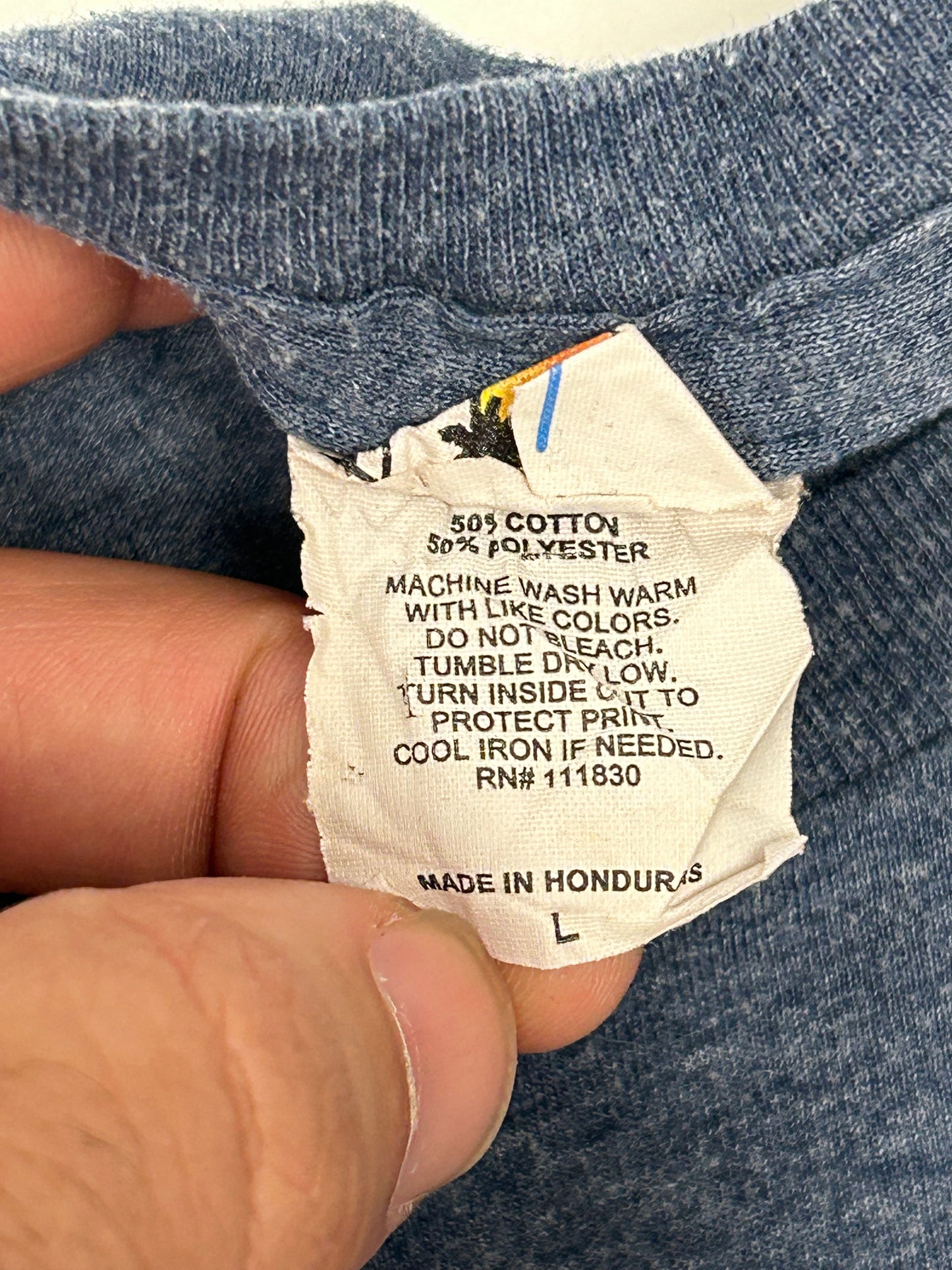 2013 Ed Sheeran Madison Square Garden Live Music Tour Tee M/L Fit 20.5x27.75 Inches