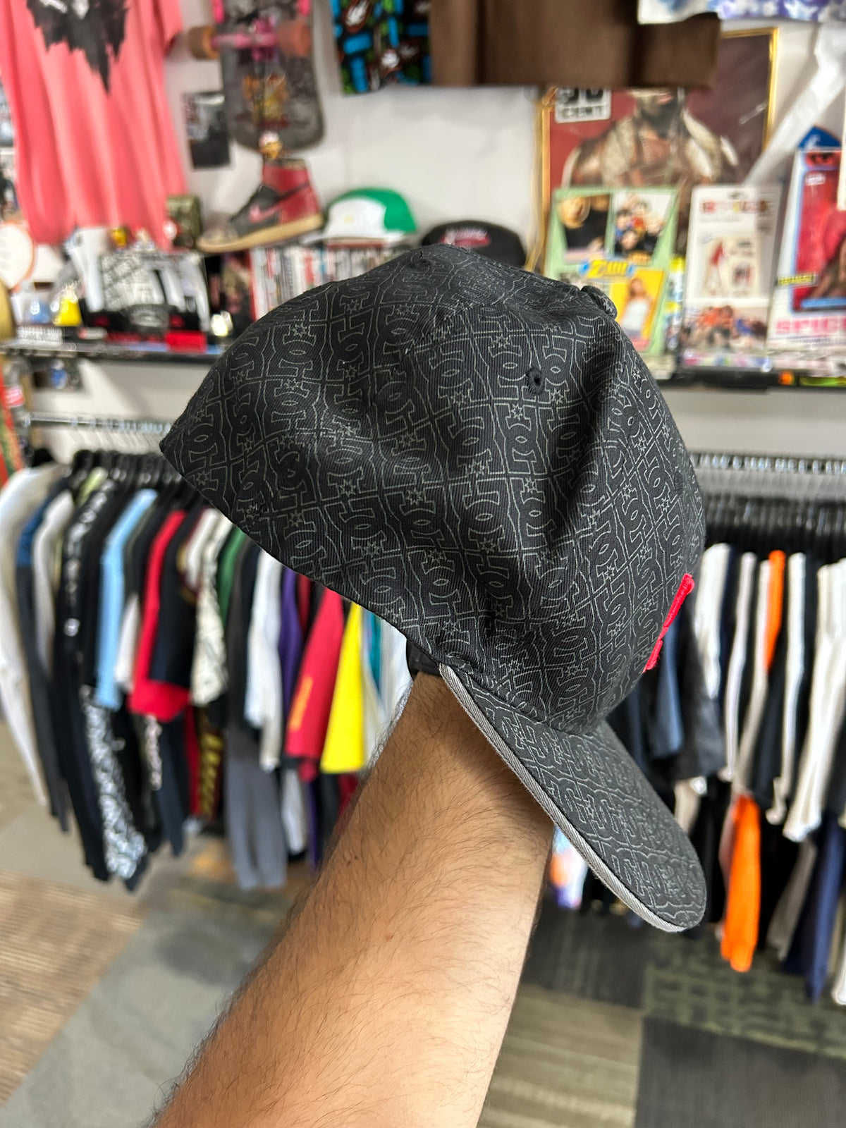 Vintage 2000s DC Shoes All Over Repeat Logo FlexFit Hat Small/Medium Fit