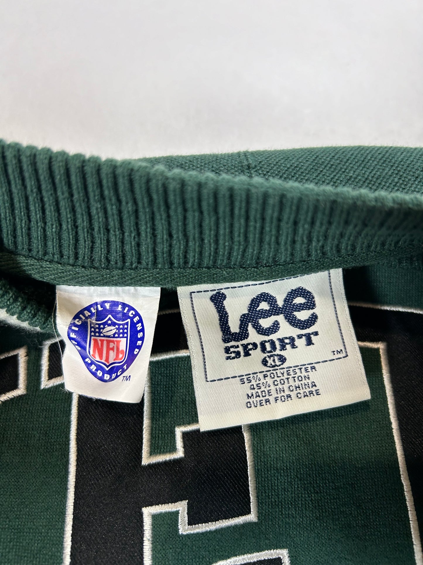 Vintage Lee Sport New York Jets NFL Embroidered Logo Crewneck Sweatshirt Green XL 27x29.25 Inches