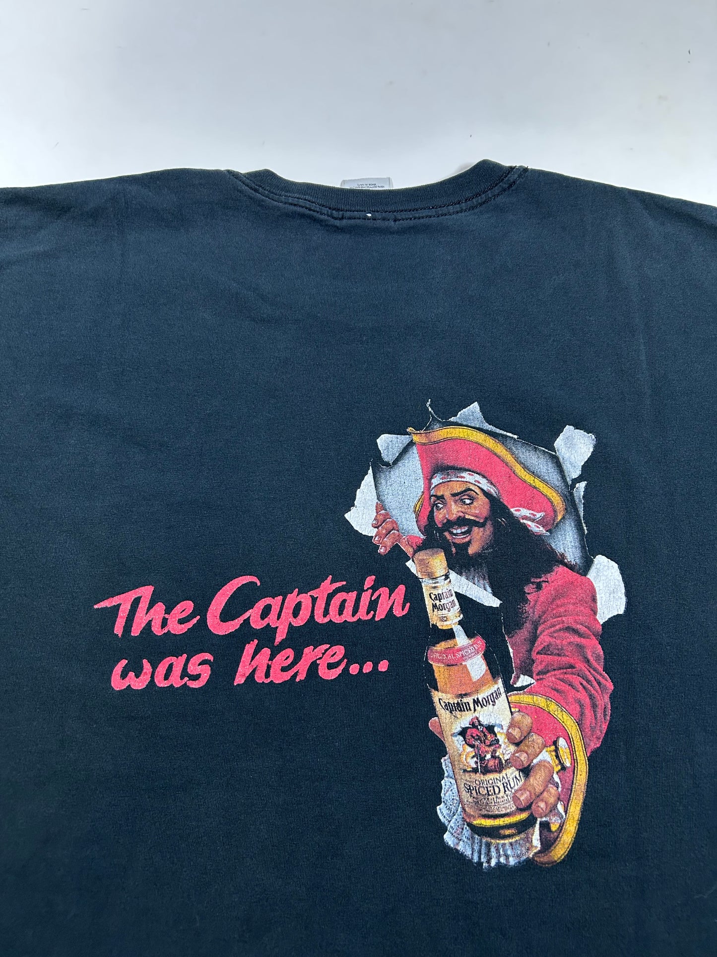 Vintage 2000s Captain Morgan Original Spiced Rum Alcohol New Jersey Promo Tee XL 24.25x29.75 Inches