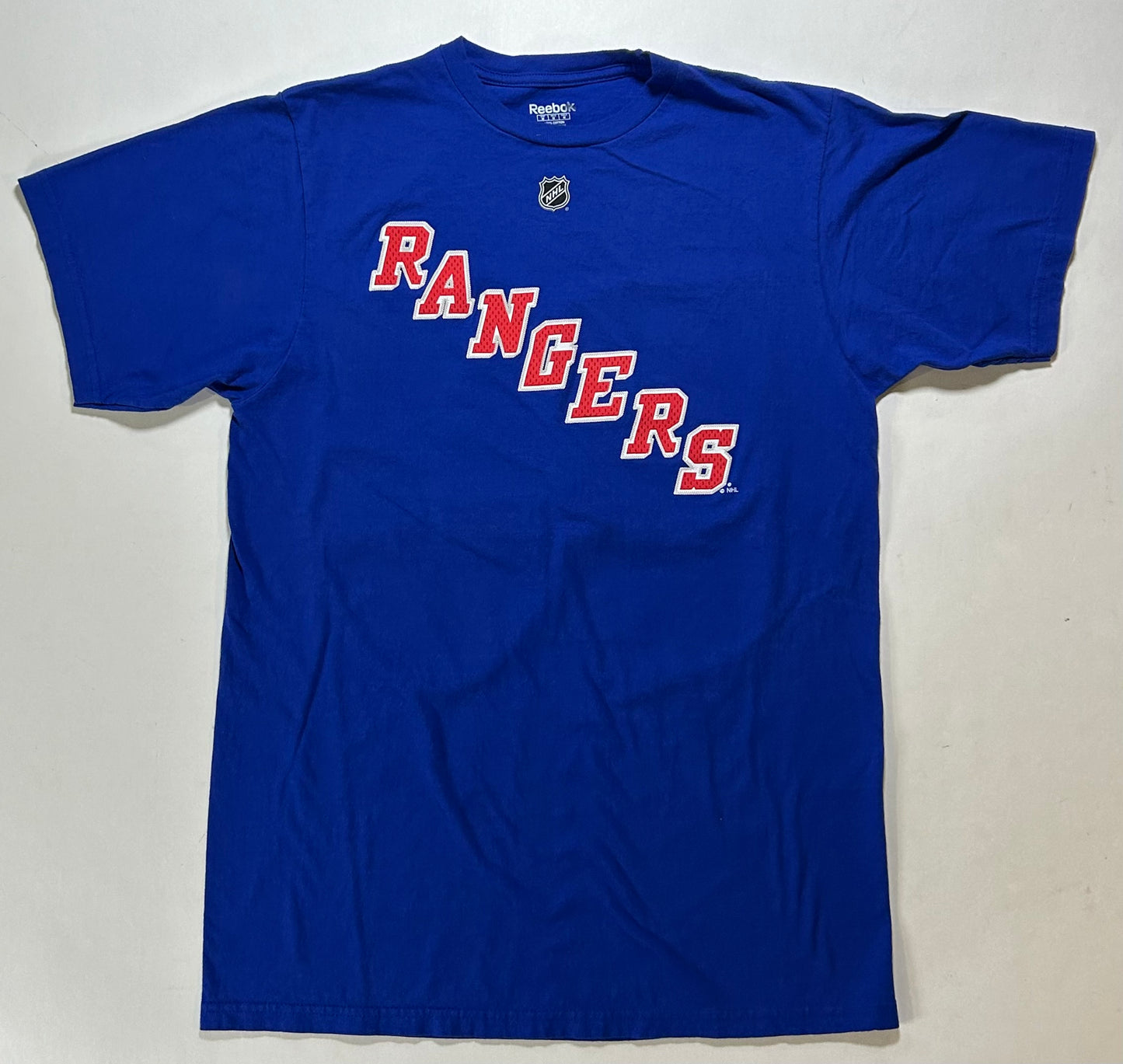 2010s Reebok New York Rangers Henrik Lundqvist #30 NHL Player Tee Medium 19.25x28.75 Inches