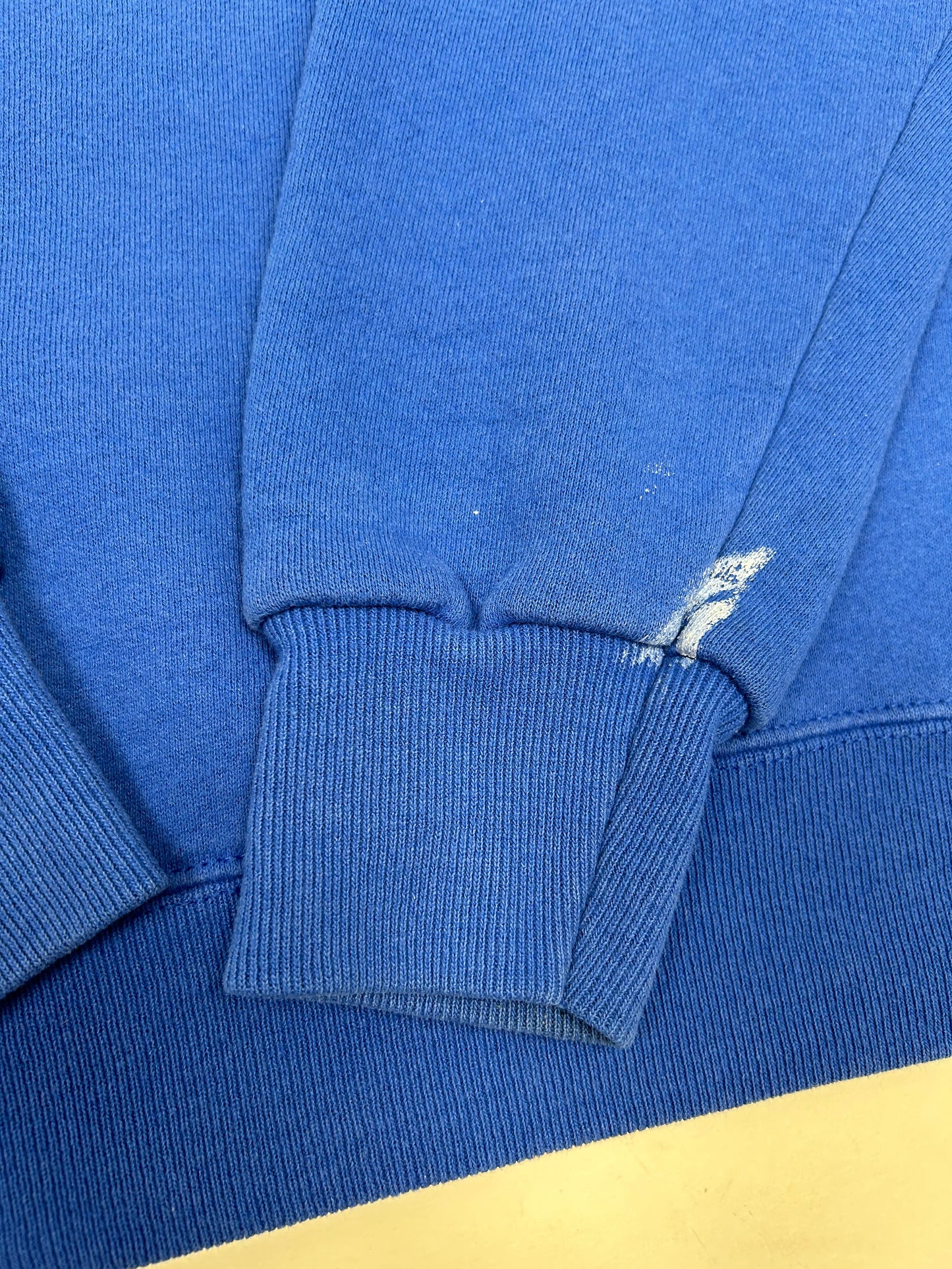 Vintage Lee St. Louis Rams NFL Crewneck Has Paint & Marks As Is Large/Medium 24.5x27.75 Inches