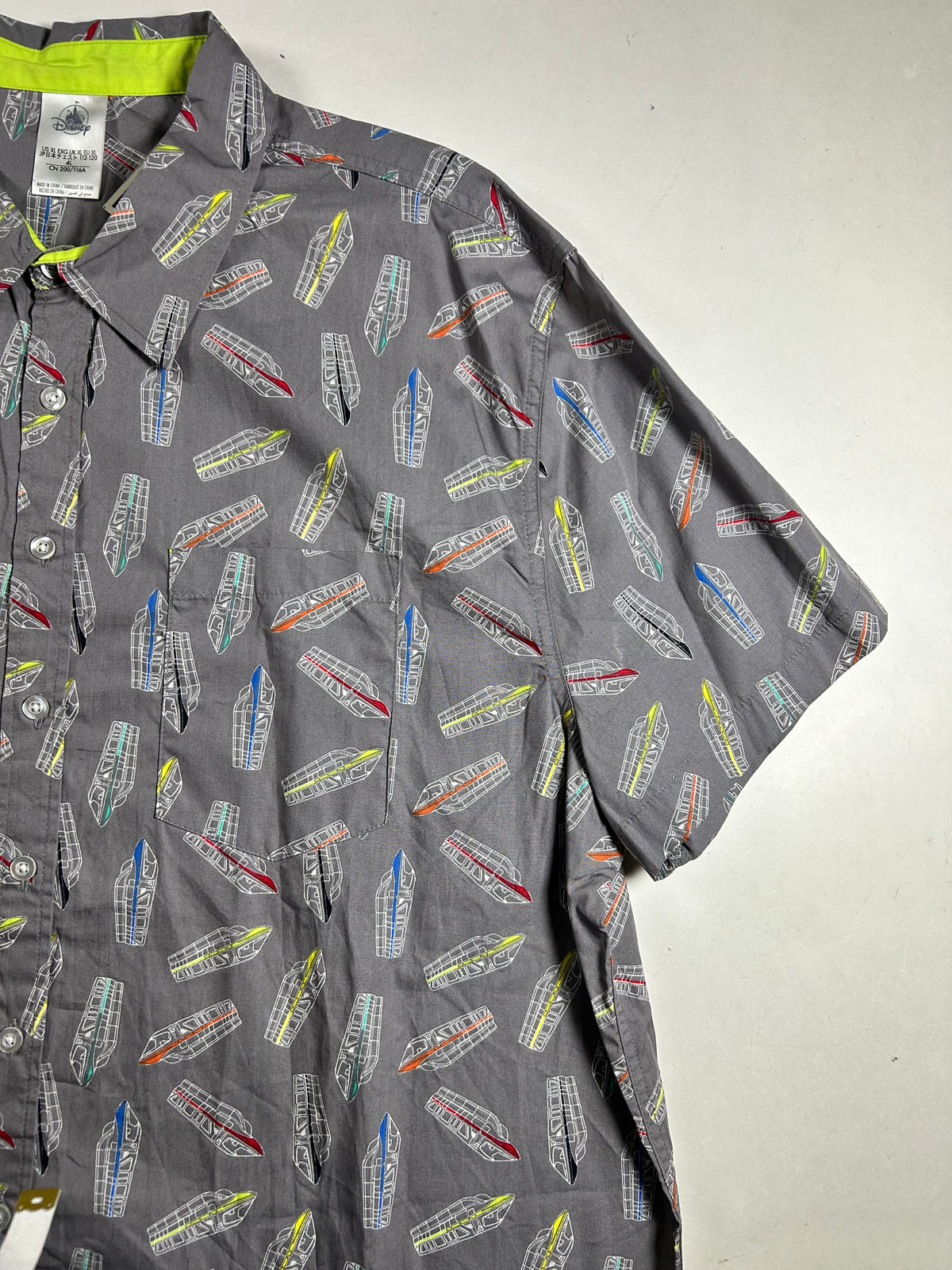 Disney Parks Men's Monorail Trains All Over Button Down Short Sleeve Shirt XL 25.5x30.5 Inches.