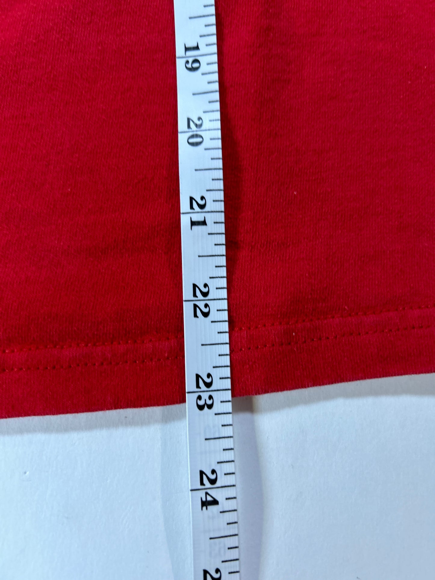 Vintage Lee Sport 1996 Chicago Bulls NBA Champions Tee Youth Medium 17.25x23 Inches Red