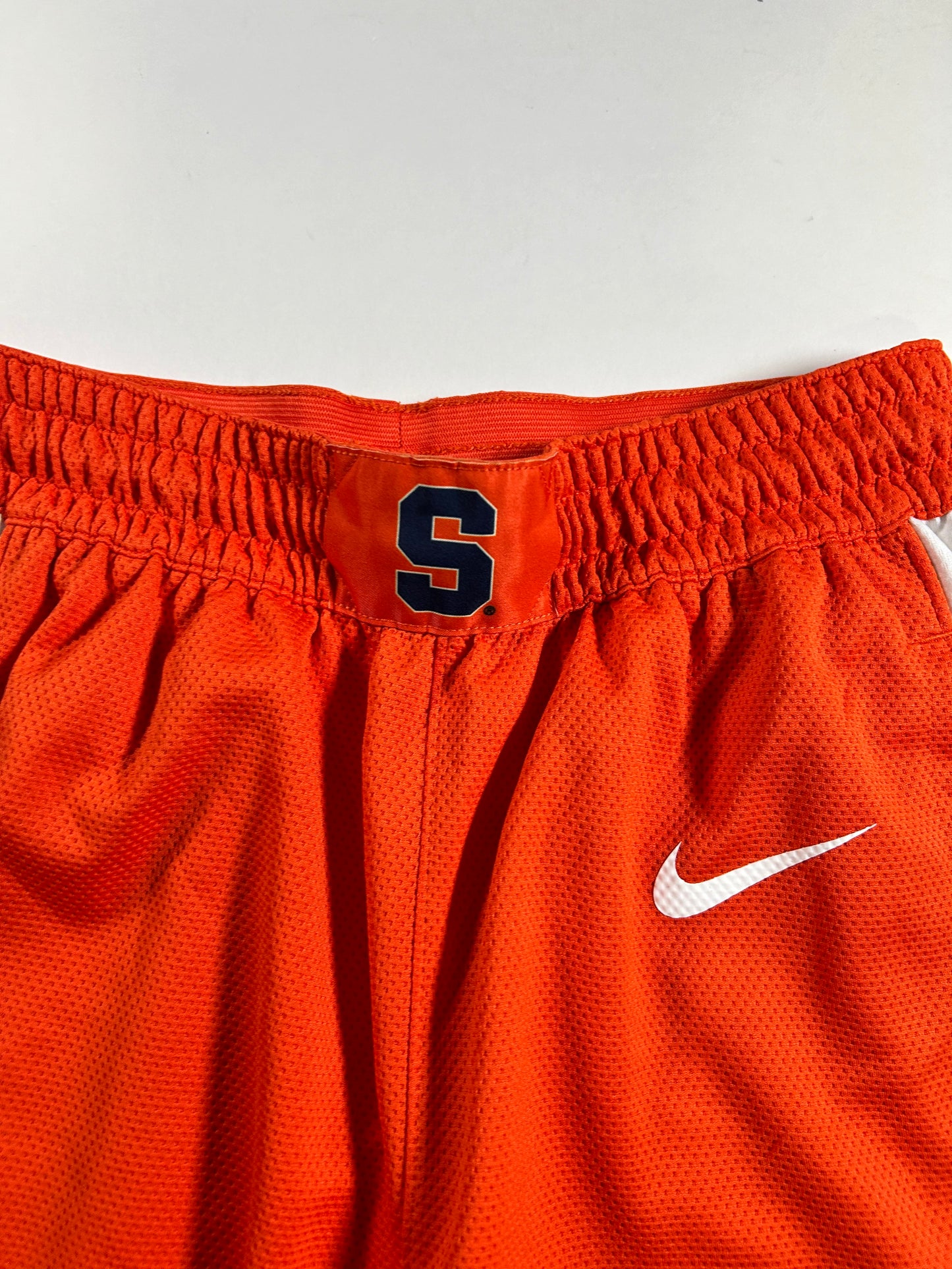 Syracuse Orange Shorts Orange NCAA Basketball Nike Dri Fit Orangemen Medium 13.25x21/22 Iniches