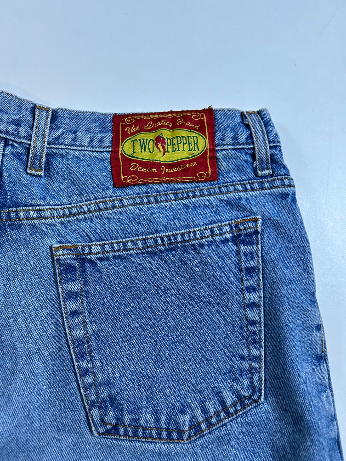 Vintage Two Pepper Mens Denim Jorts Blue Medium Wash 100% Cotton 36 18x20.5 Inches