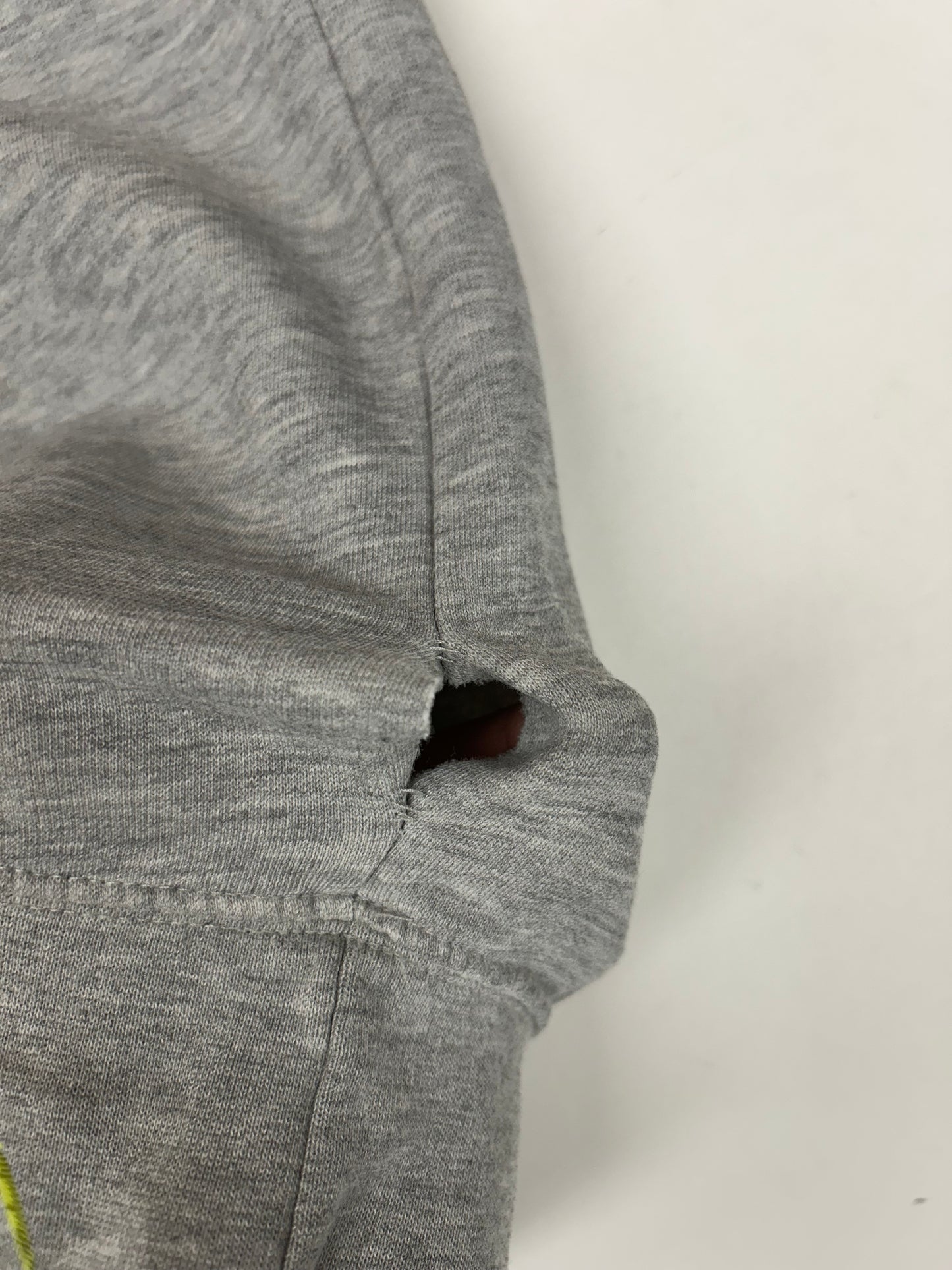 Vintage 00s Nike Swoosh Embroidered Chest Logo Essential Crewneck Sweatshirt 2XL/XL Fit 27.5x29.75 Has Small Flaw On Side As Is