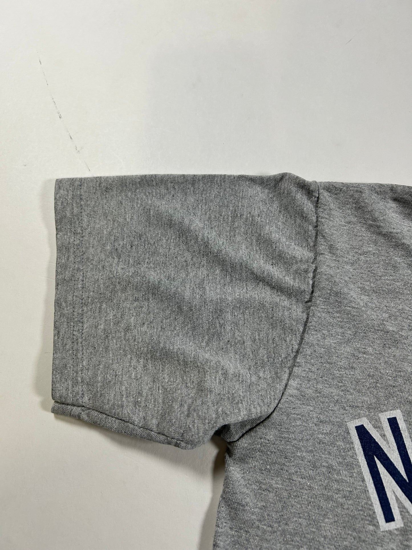 Vintage Majestic New York Yankees Johnny Damon MLB Player Tee Small Gray Worn In