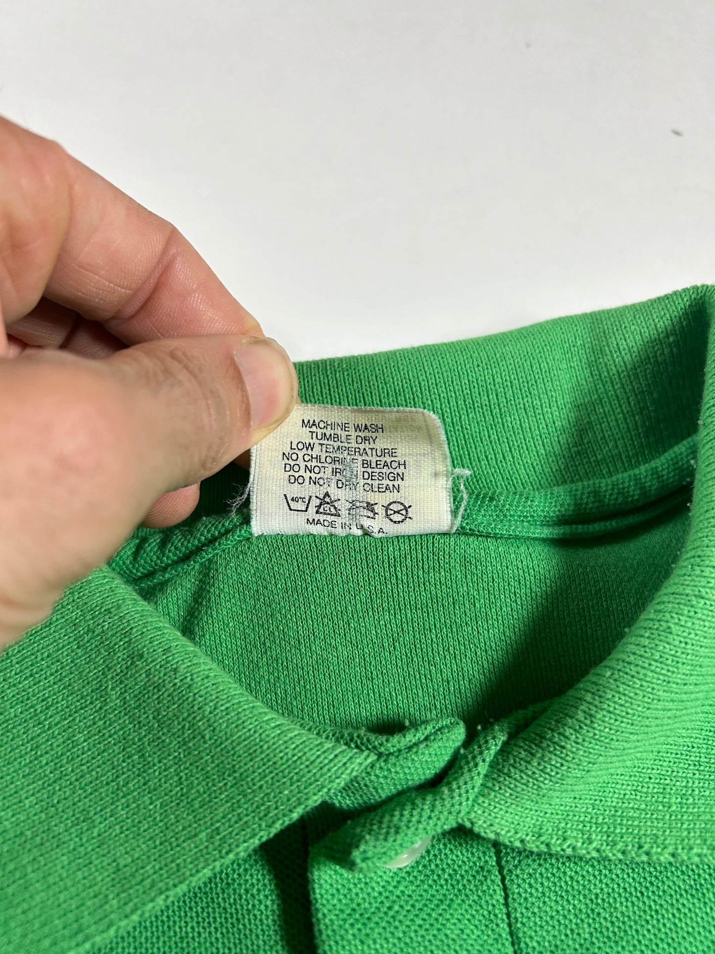 Vintage Velva Sheen Mickey Mouse Embroidered Logo Polo Shirt USA Green 21.75x26.5 Inches