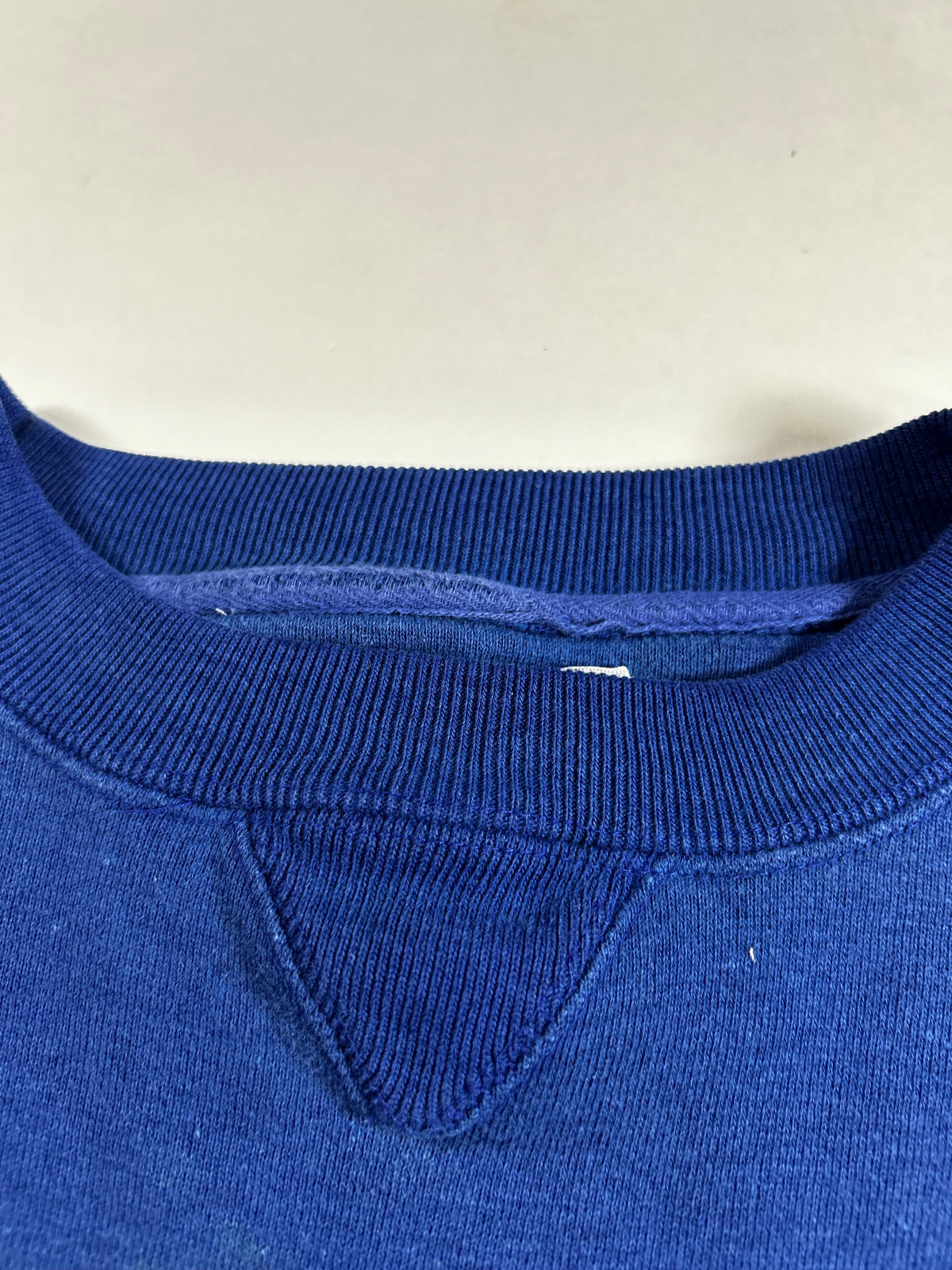 Vintage Logo 7 New York Giants NFL Crewneck Logo Sweatshirt Medium/Small Fit 23.5x25 Inches As Is Has Flaw On Shoulder