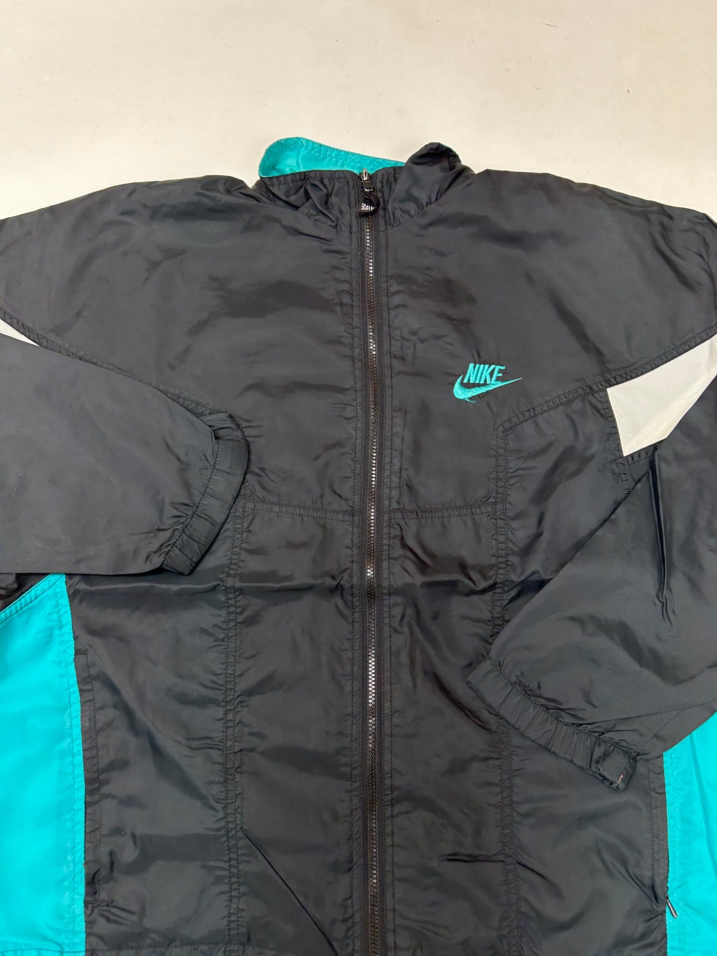 Vintage 90s Nike Windbreaker Jacket Large 24.75x26.75 Inches