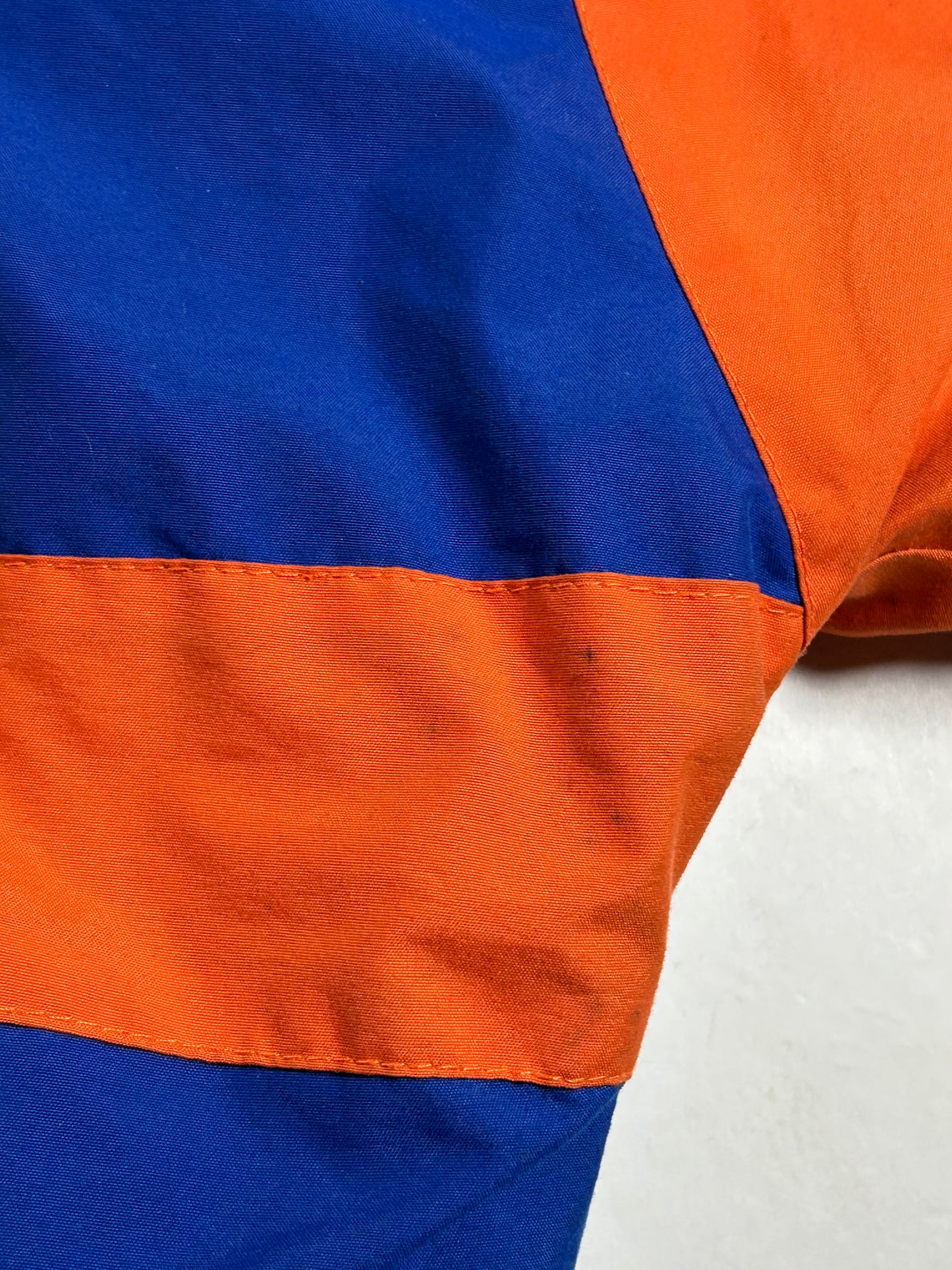 Vintage Starter New York Knicks Puffer Zip Up Packable Hood Jacket NYK XL 29x29.25 Inches As Is Has Stains 90s