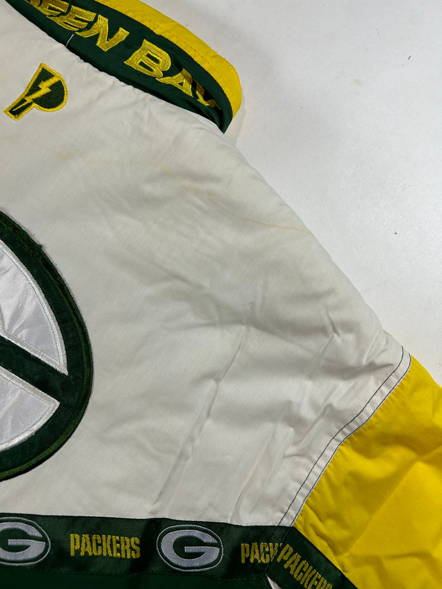 Vintage 90s Pro Player By Daniel Young Green Bay Packers NFL Zip Up Puffer Jacket Large 27.5x28 Inches As Is Has Wear