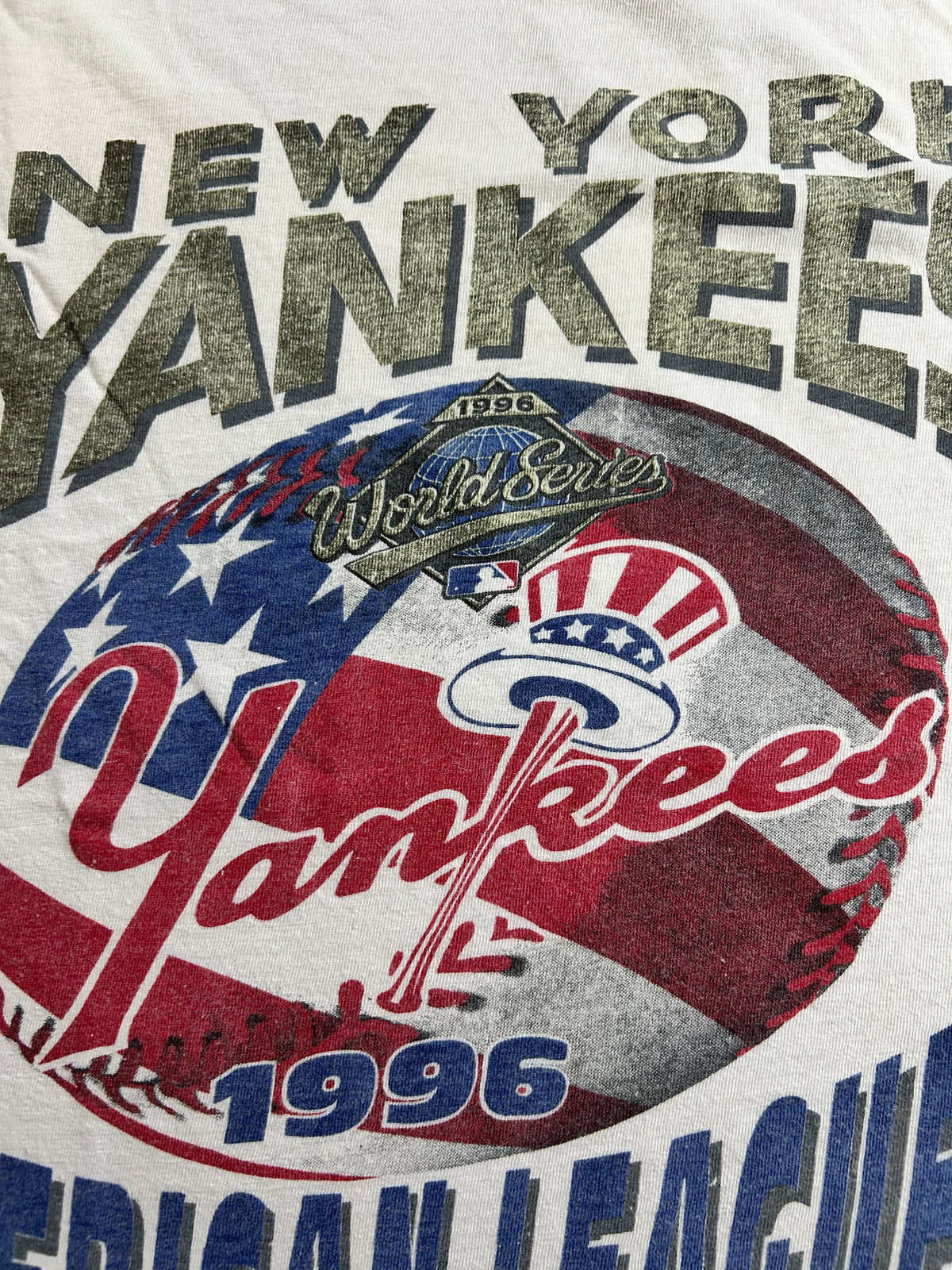 Vintage New York Yankees 1996 American League Champions WS Tee L/XL Boxy Fit 24x26.5 Inches