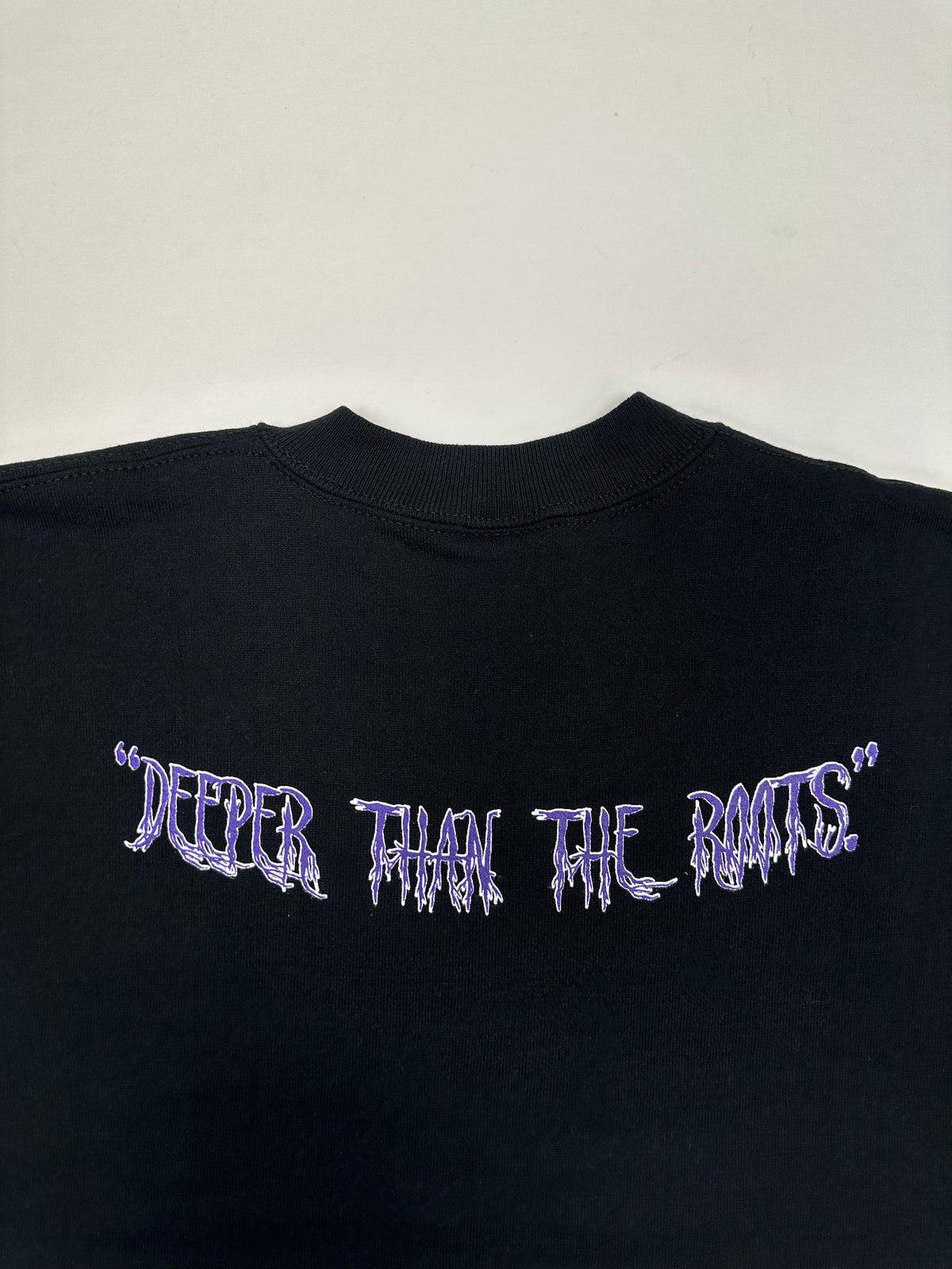 Edgewood NJ “Deeper Than The Roots.” First Edition Crewneck Sweatshirt Tagged Youth Large 90s Russell Athletic 50/50 Blend Made In USA DS Black 19.5x24