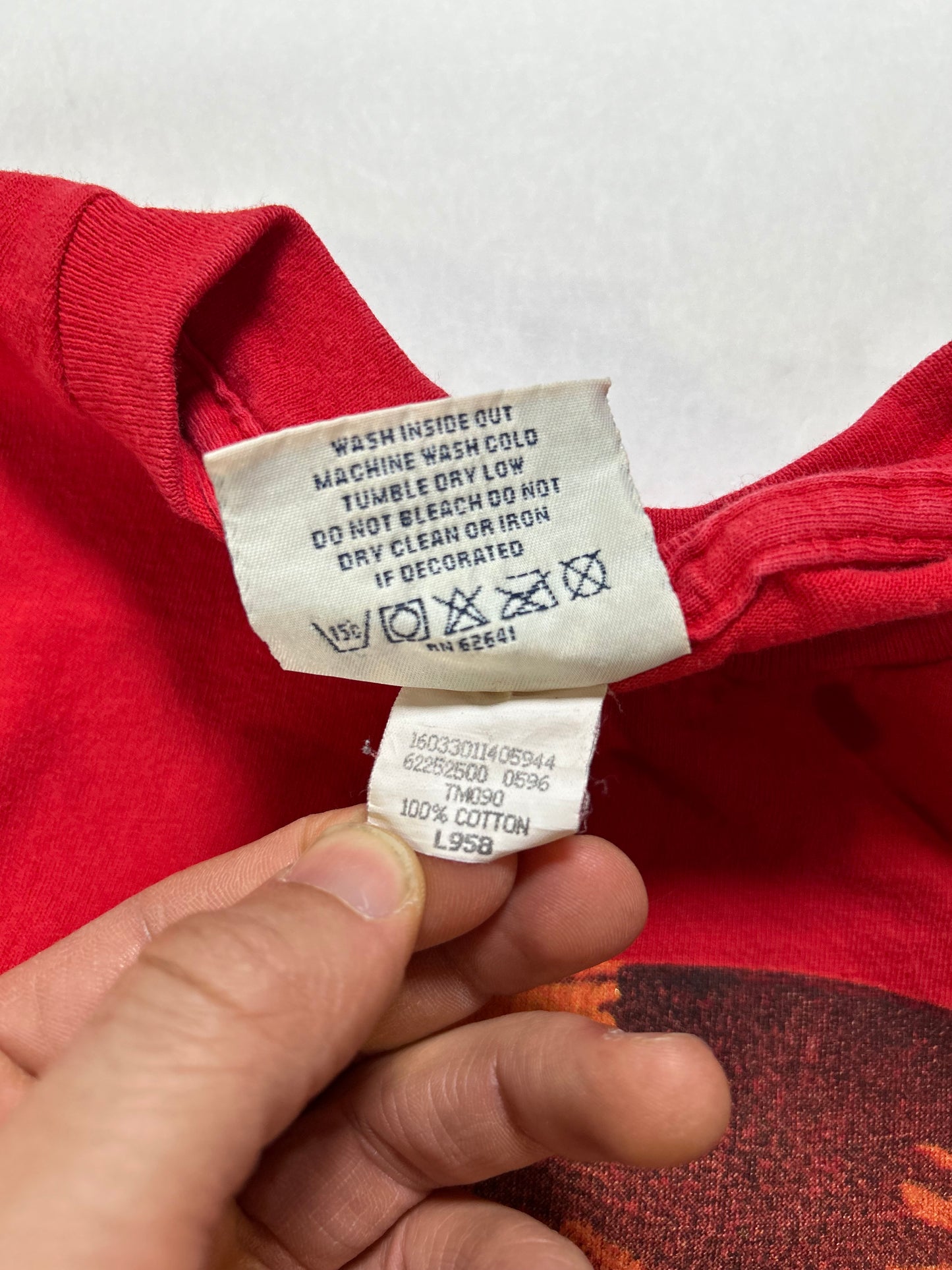 Vintage Lee Sport 1996 Chicago Bulls NBA Champions Tee Youth Medium 17.25x23 Inches Red