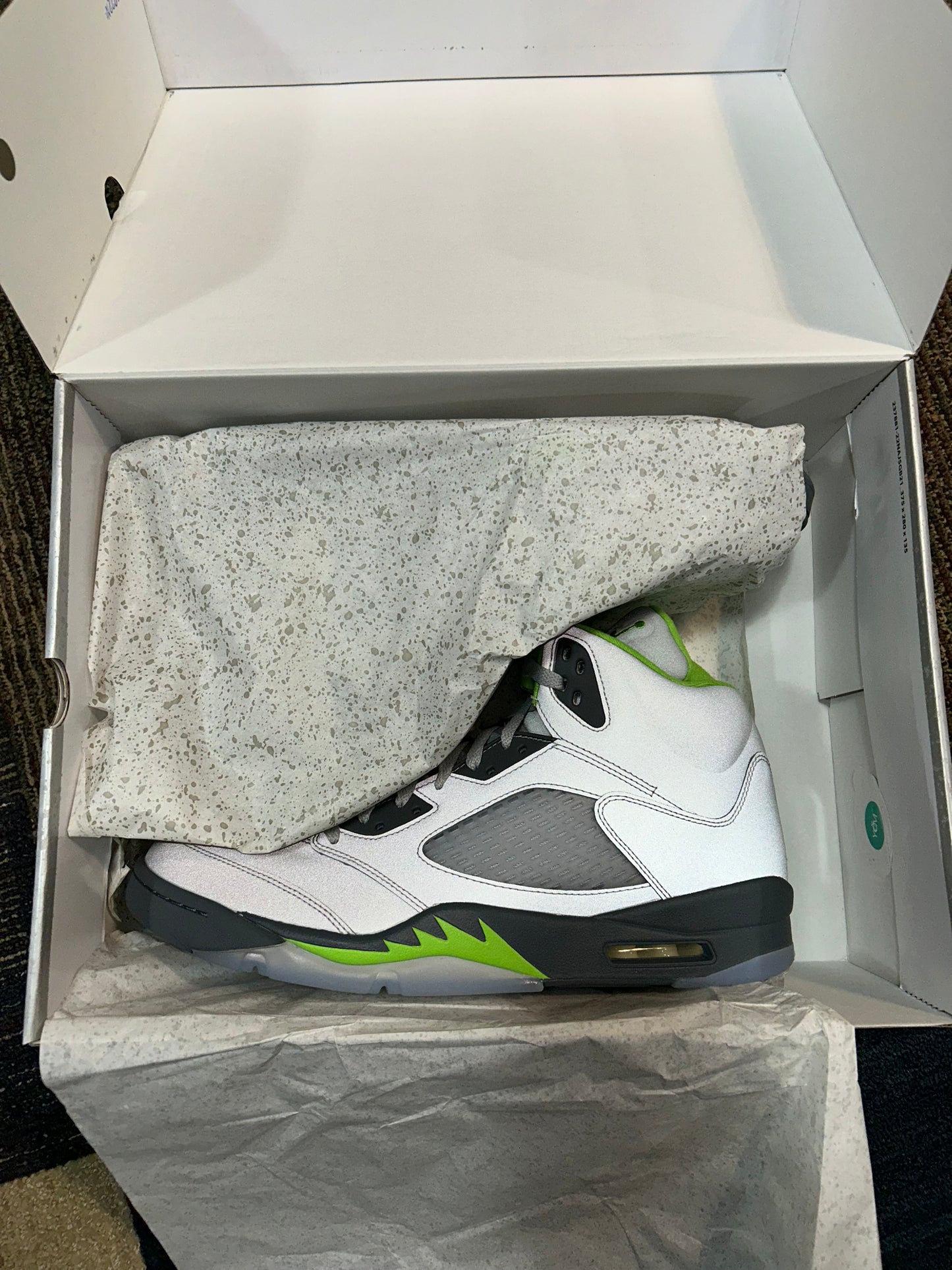 2022 Nike Air Jordan 5 Retro Green Bean 3M Size 13 DS Brand New