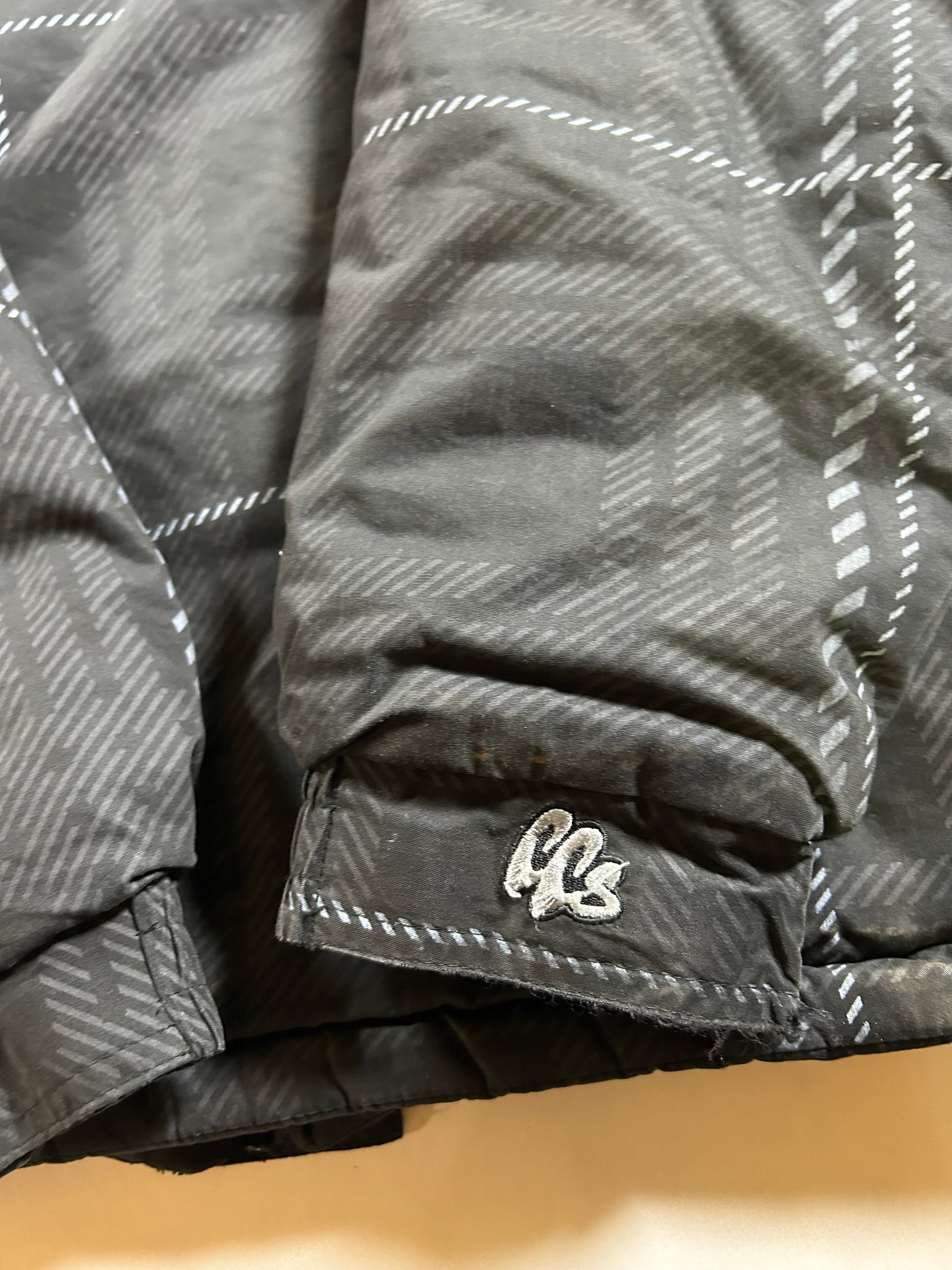 Vintage CCS Skate Catalog Winter Puffer Reversible Jacket Snowboard Skateboard Medium 26x28 Inches