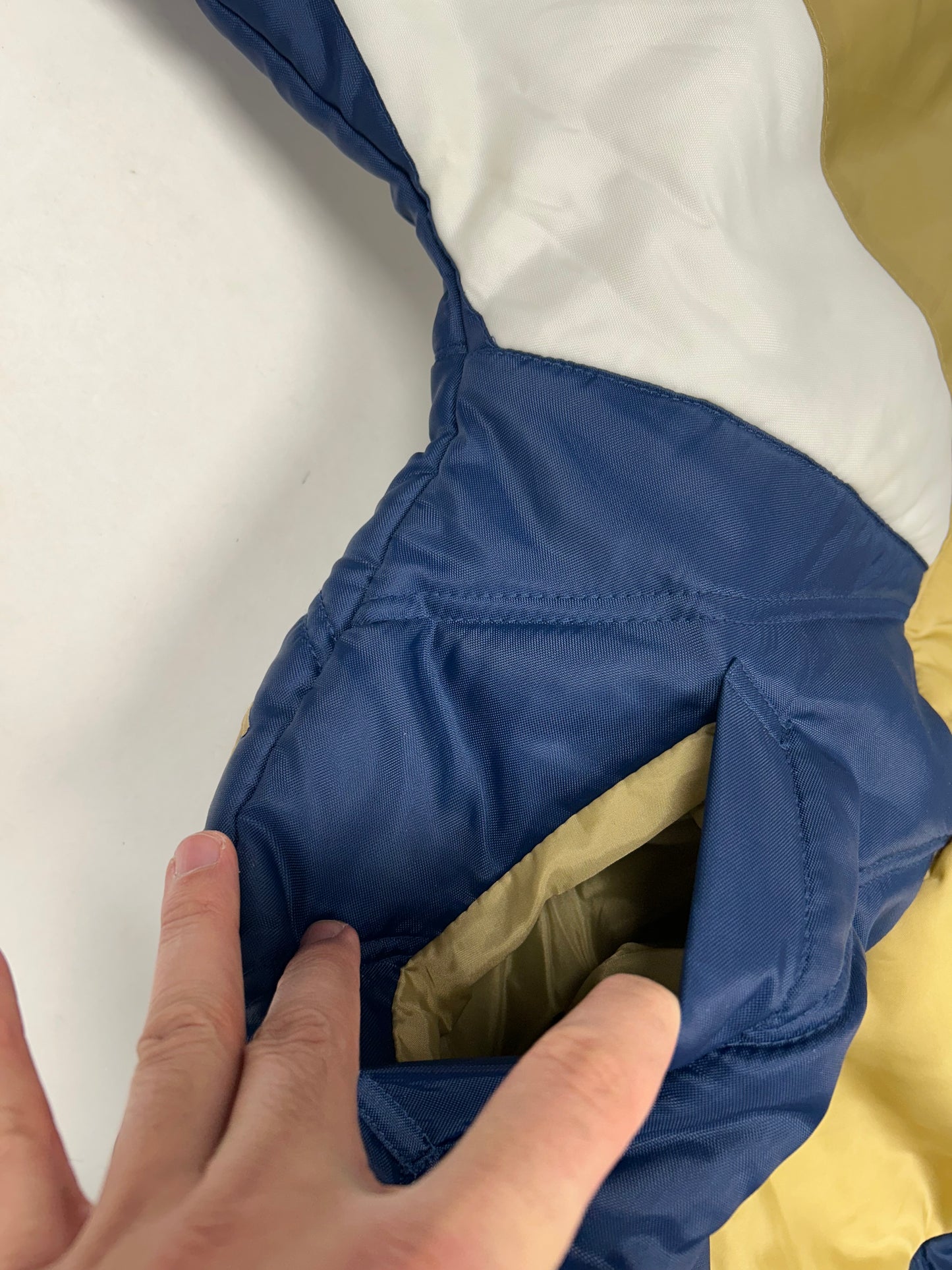 Vintage Notre Dame Fighting Irish Puffer Jacket 1/4 Zip Medium/Large Fit 26.75x29.5 Inches Pro Player 90s