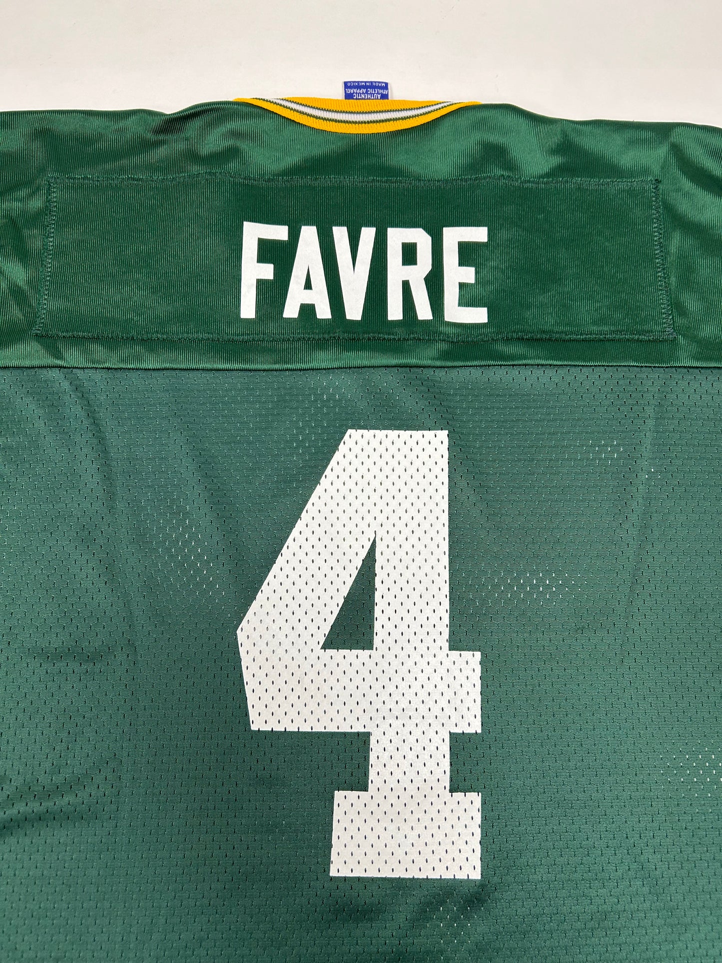 Vintage Champion Brett Favre #4 Green Bay Packers NFL Football Jersey Green 48 XL 27.75x32.5 Inches