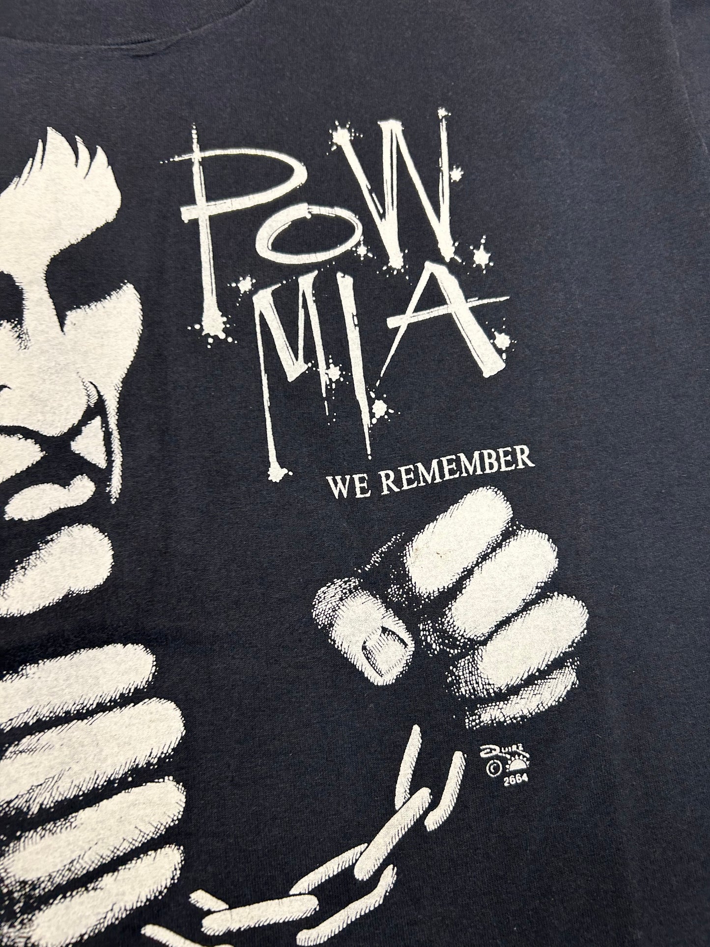 Vintage 90s Pow Mia We Remember War Tee Large
