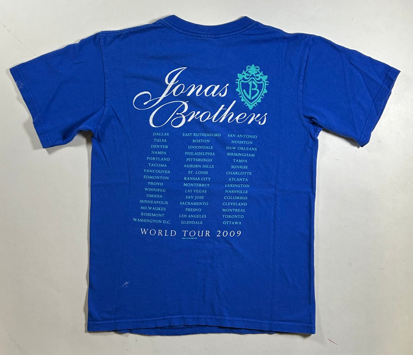 Vintage Jonas Brothers World Tour 2009 Shirt Blue Concert Band Tee Small 18x25 Inches As Is