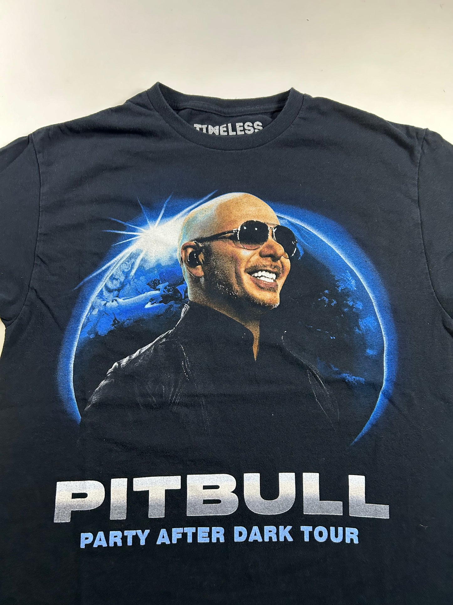 Pitbull Party After Dark Tour 2024 Concert Music Shirt Timeless Miami Size Large 21x28 Inches