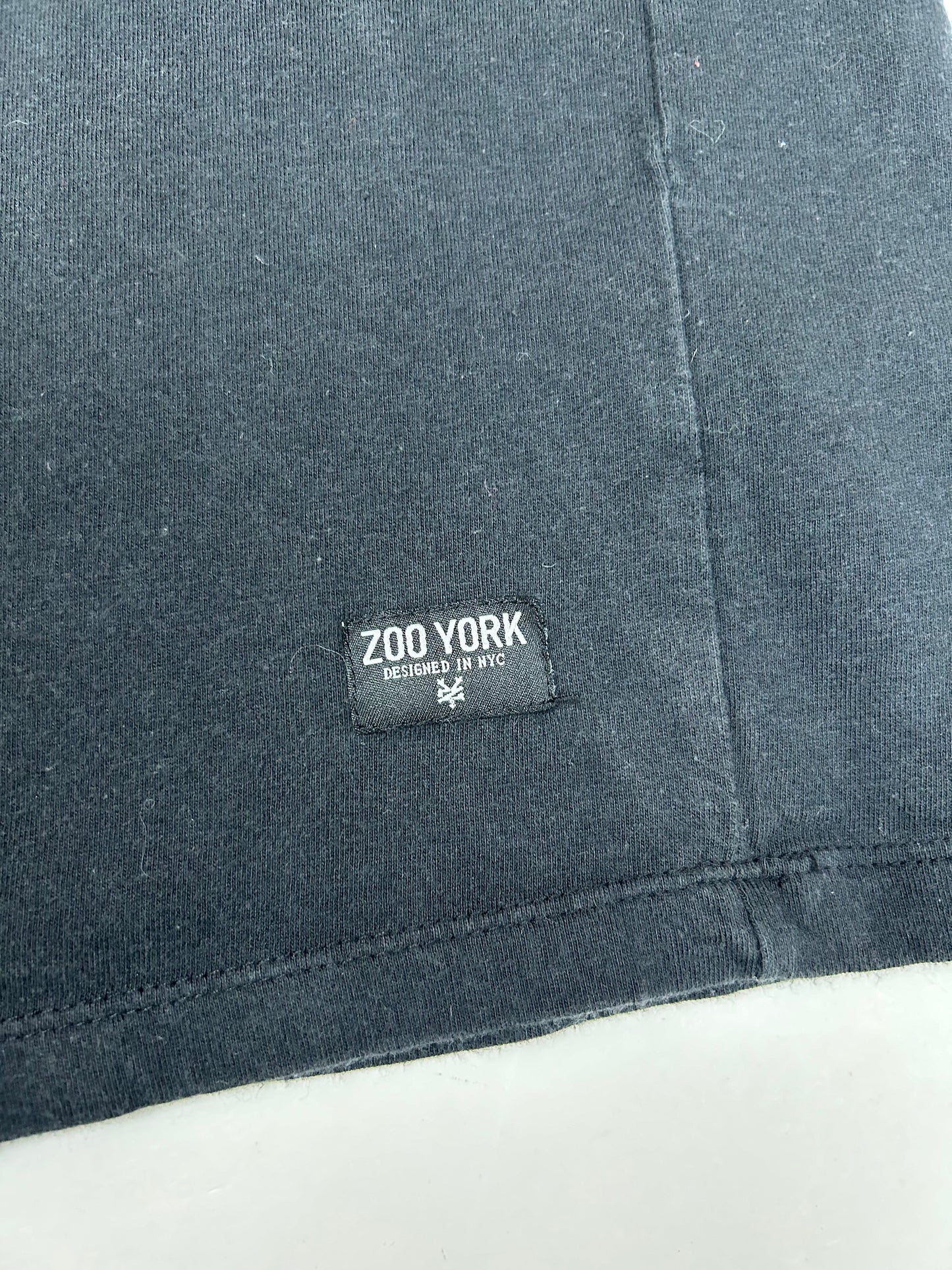 00s Zoo York Skate Tee Medium Fit 19.25x27 Inches