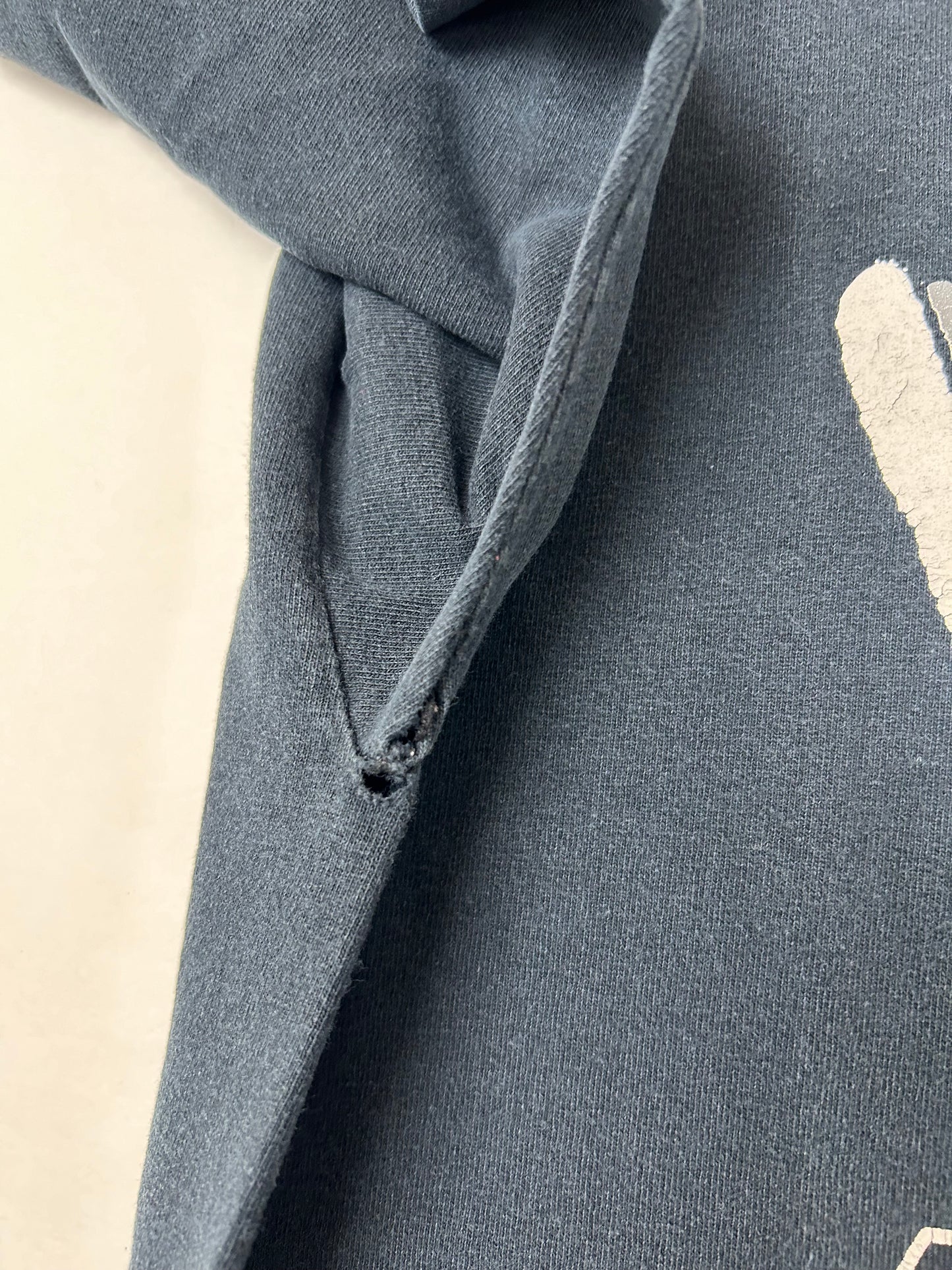 Vintage 00s WDHA 105.5 Rocks Your Ride Driven By Dover Nielsen Automotive Group Promo Tee XL