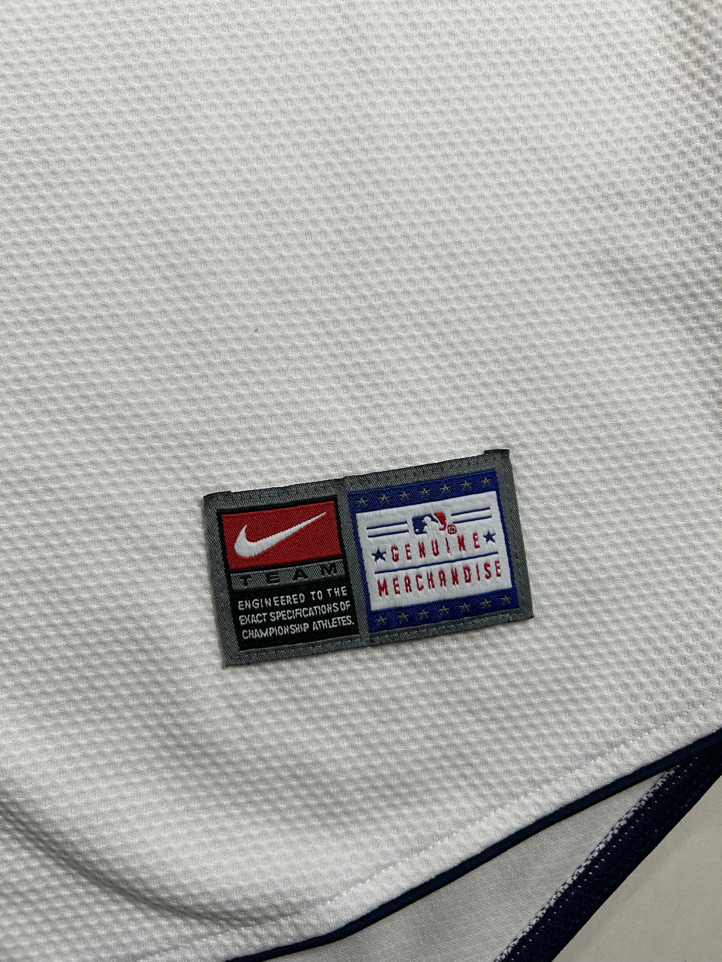 Vintage 2000s Nike Team New York Yankees MLB Blank Jersey Tagged Medium Fits Like A L/XL Best 26.75x32.5/35.25 Inches