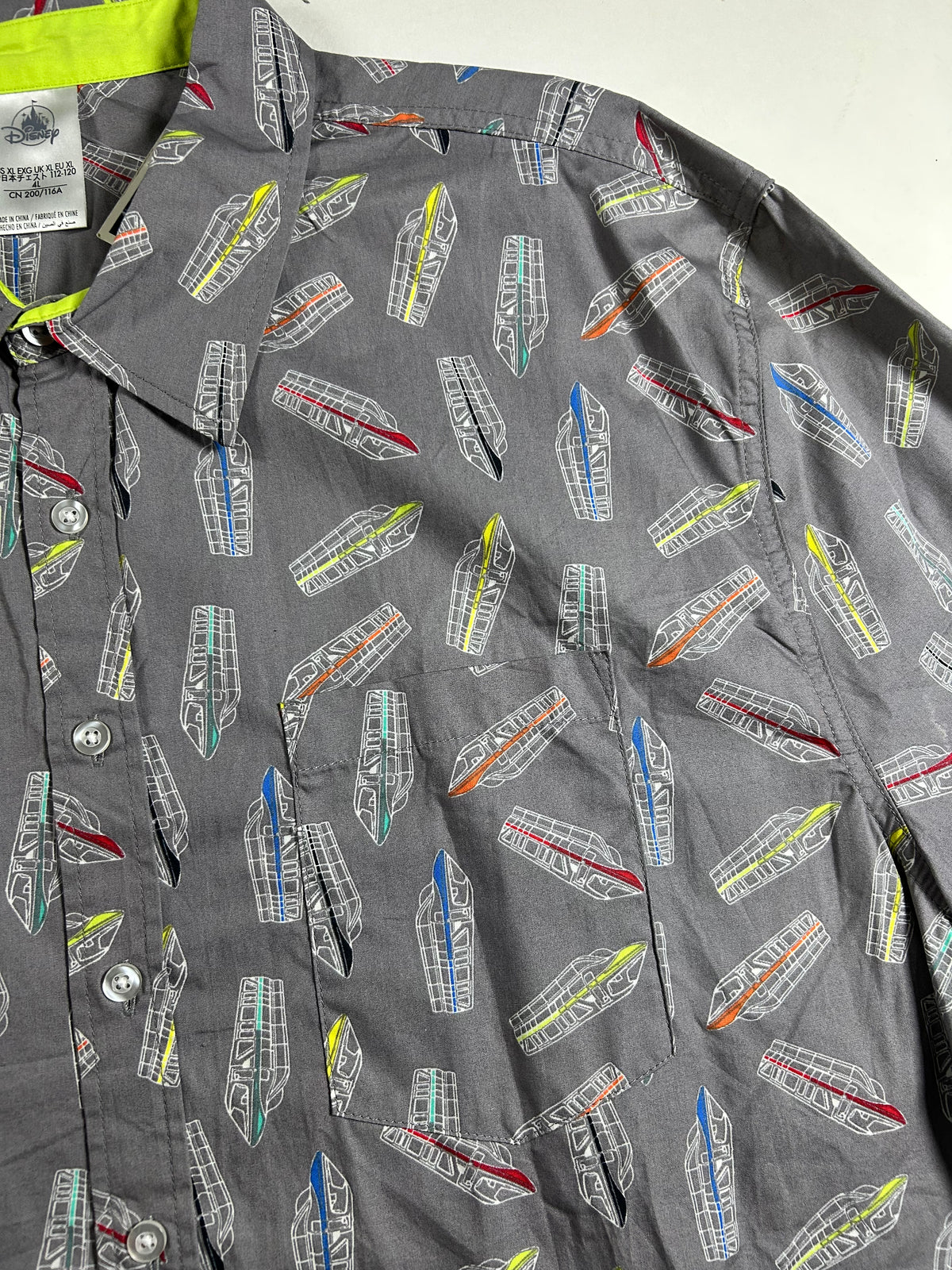 Disney Parks Men's Monorail Trains All Over Button Down Short Sleeve Shirt XL 25.5x30.5 Inches.