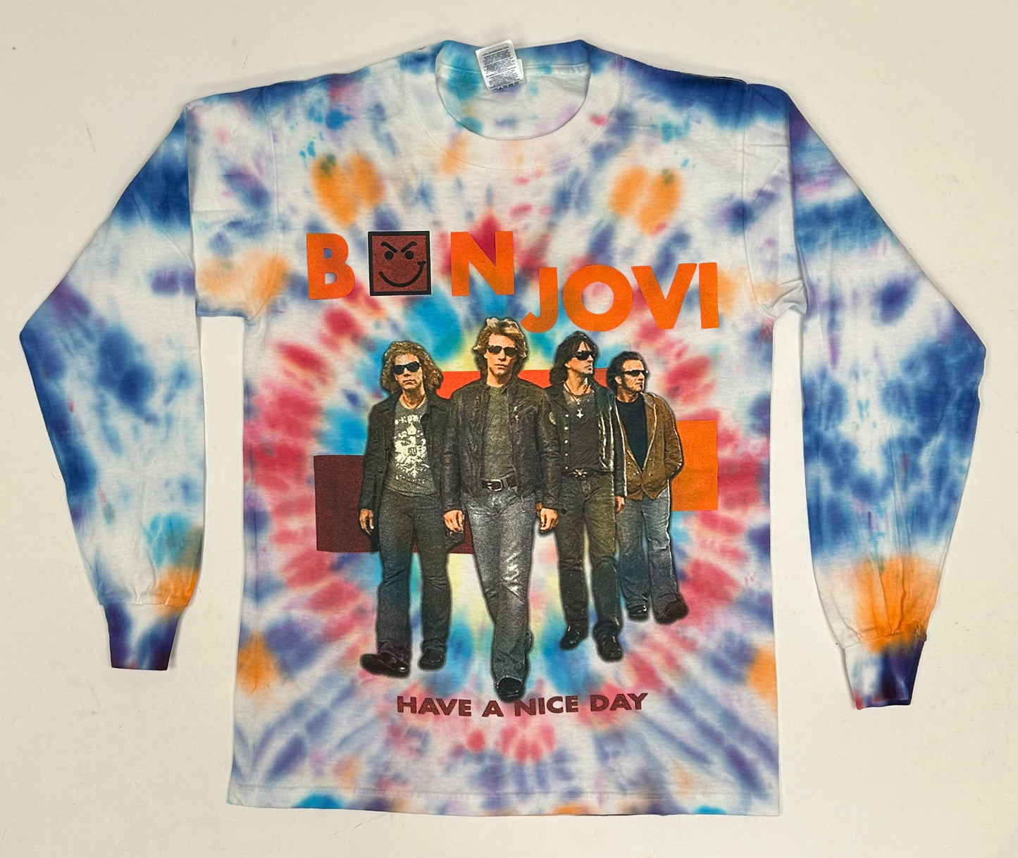 Vintage 2005-2006 Bon Jovi Have A Nice Day Tour Music Parking Lot Long Sleeve Tie-Dye Tee Small 19x26.75 Inches