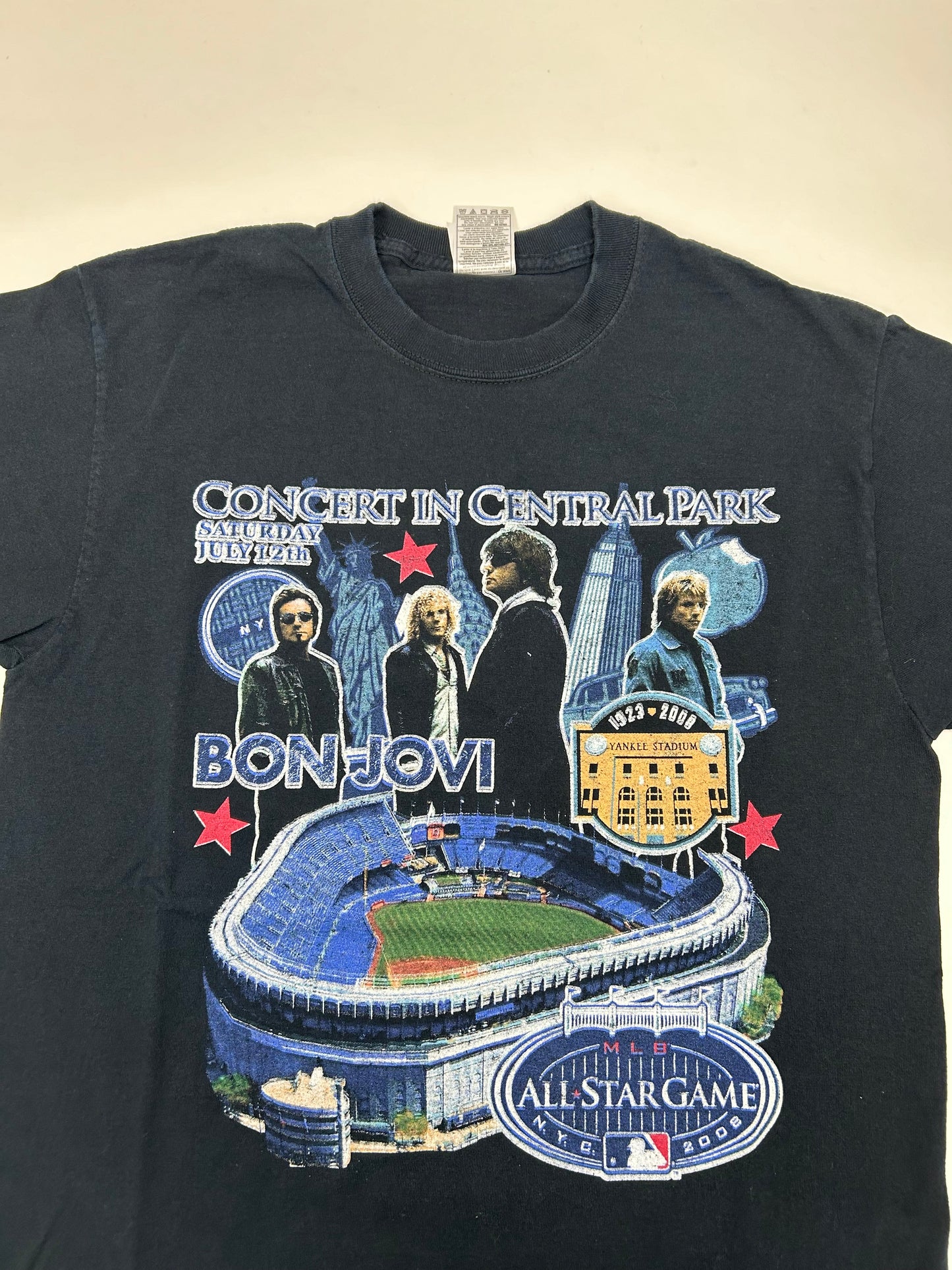 Bon Jovi 2008 MLB All Star Game Concert In Central Park Music Band Tour Tee Small/Medium Fit 19x28.25 Inxhes