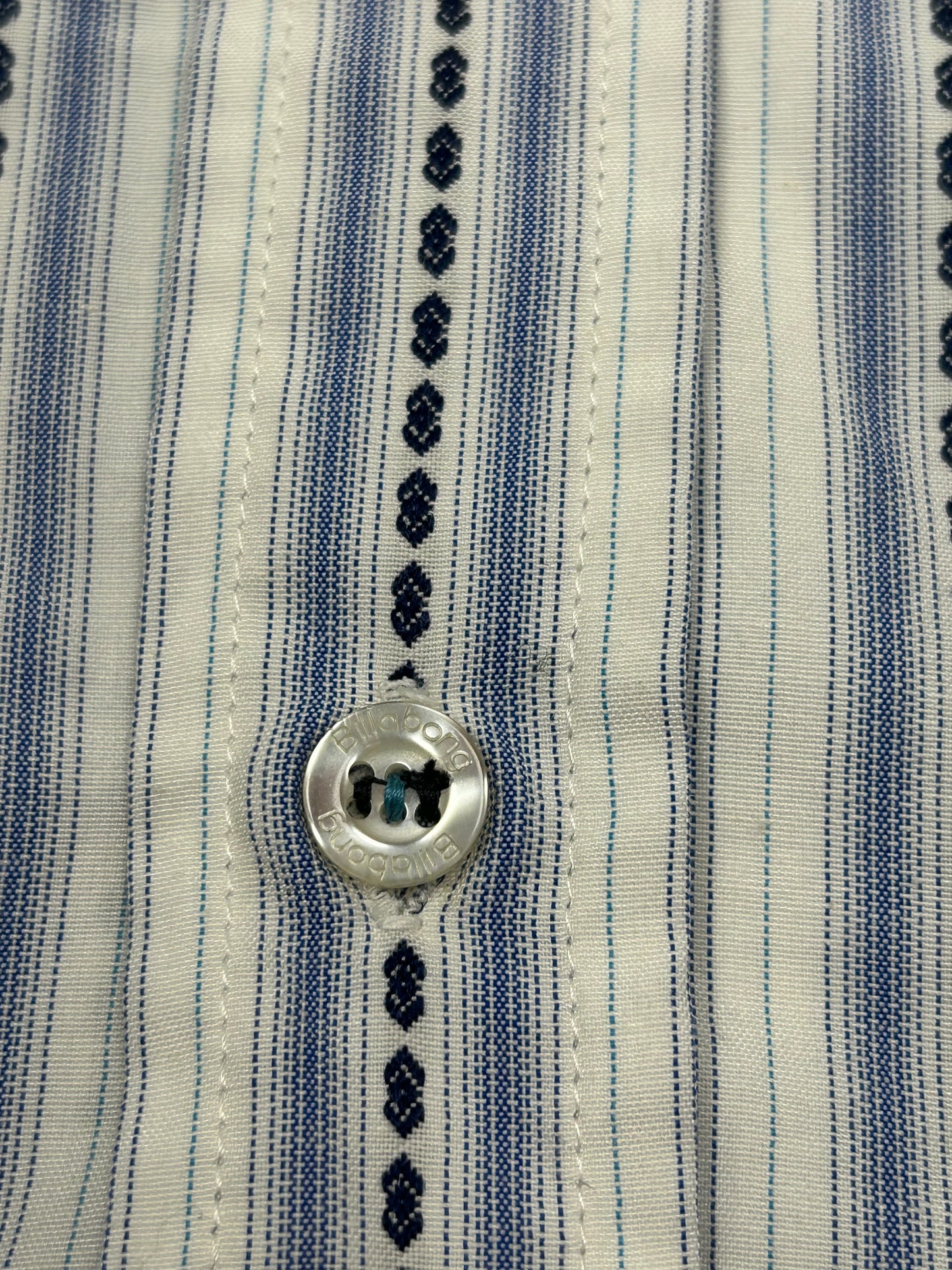 Vintage 00s Billabong Surf Polo Button Up Polo Long Sleeve Shirt Tagged Slim Fit Medium 22.25x29.75 Inches