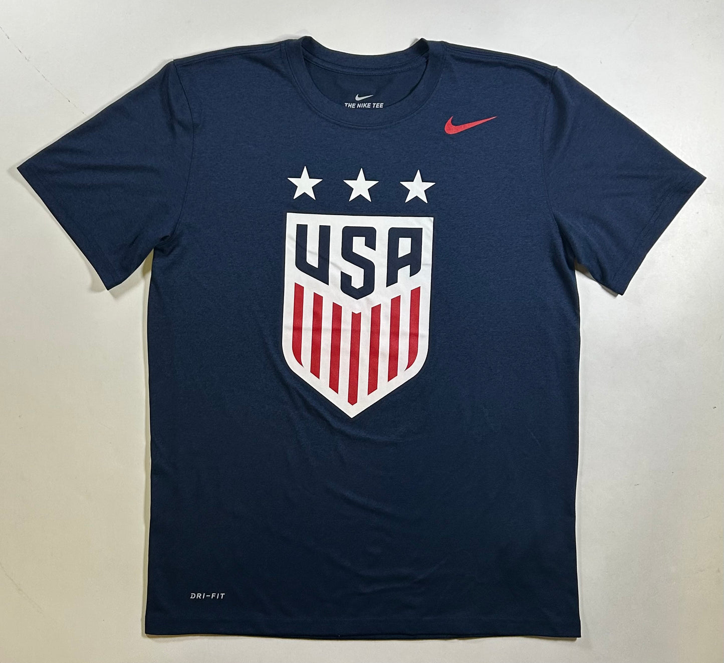 Nike Dri-Fit Team USA Shield Logo Tee Medium 20.25x27.5 Inches Navy