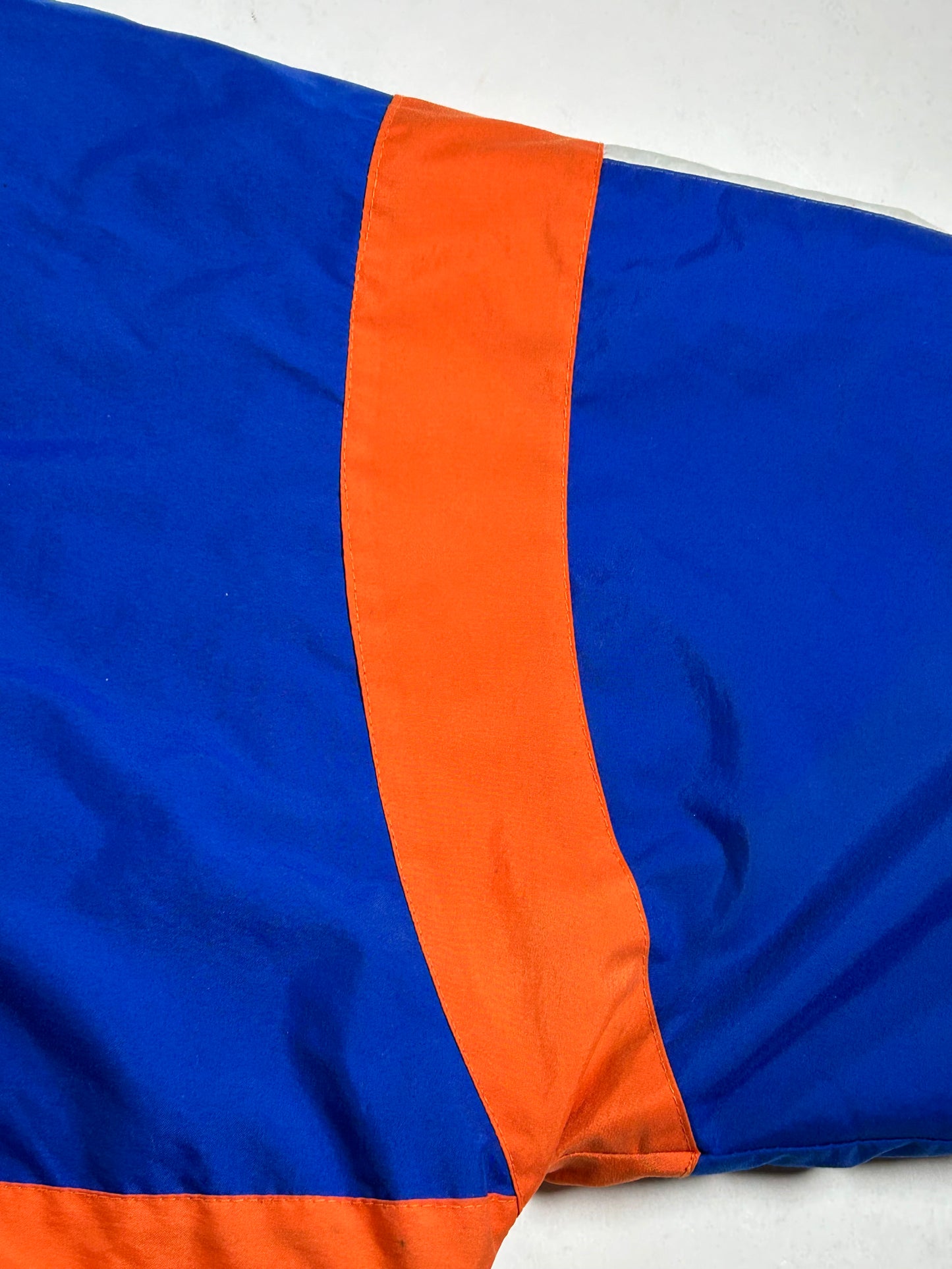 Vintage Starter New York Knicks Puffer Zip Up Packable Hood Jacket NYK XL 29x29.25 Inches As Is Has Stains 90s