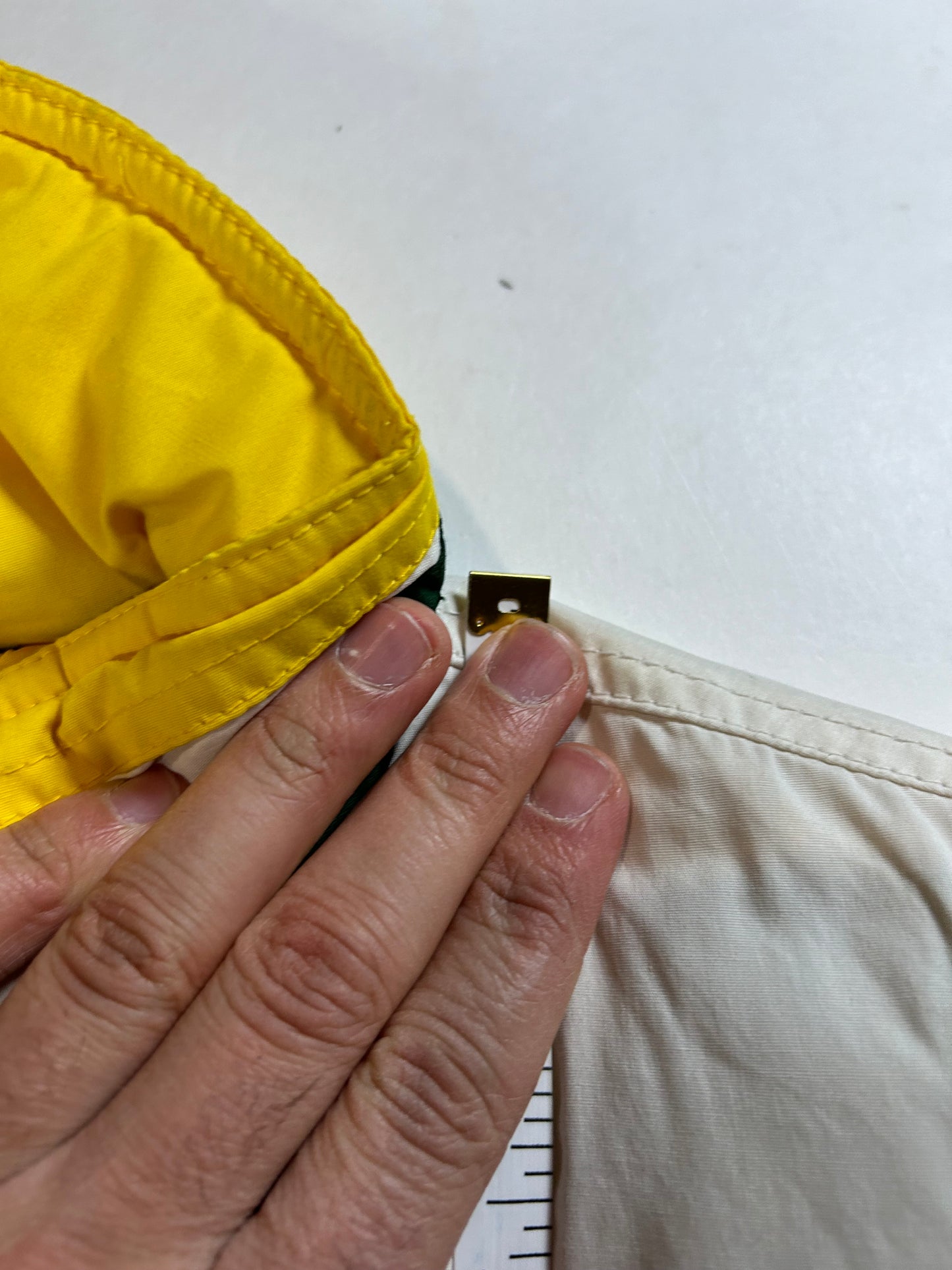 Vintage 90s Pro Player By Daniel Young Green Bay Packers NFL Zip Up Puffer Jacket Large 27.5x28 Inches As Is Has Wear