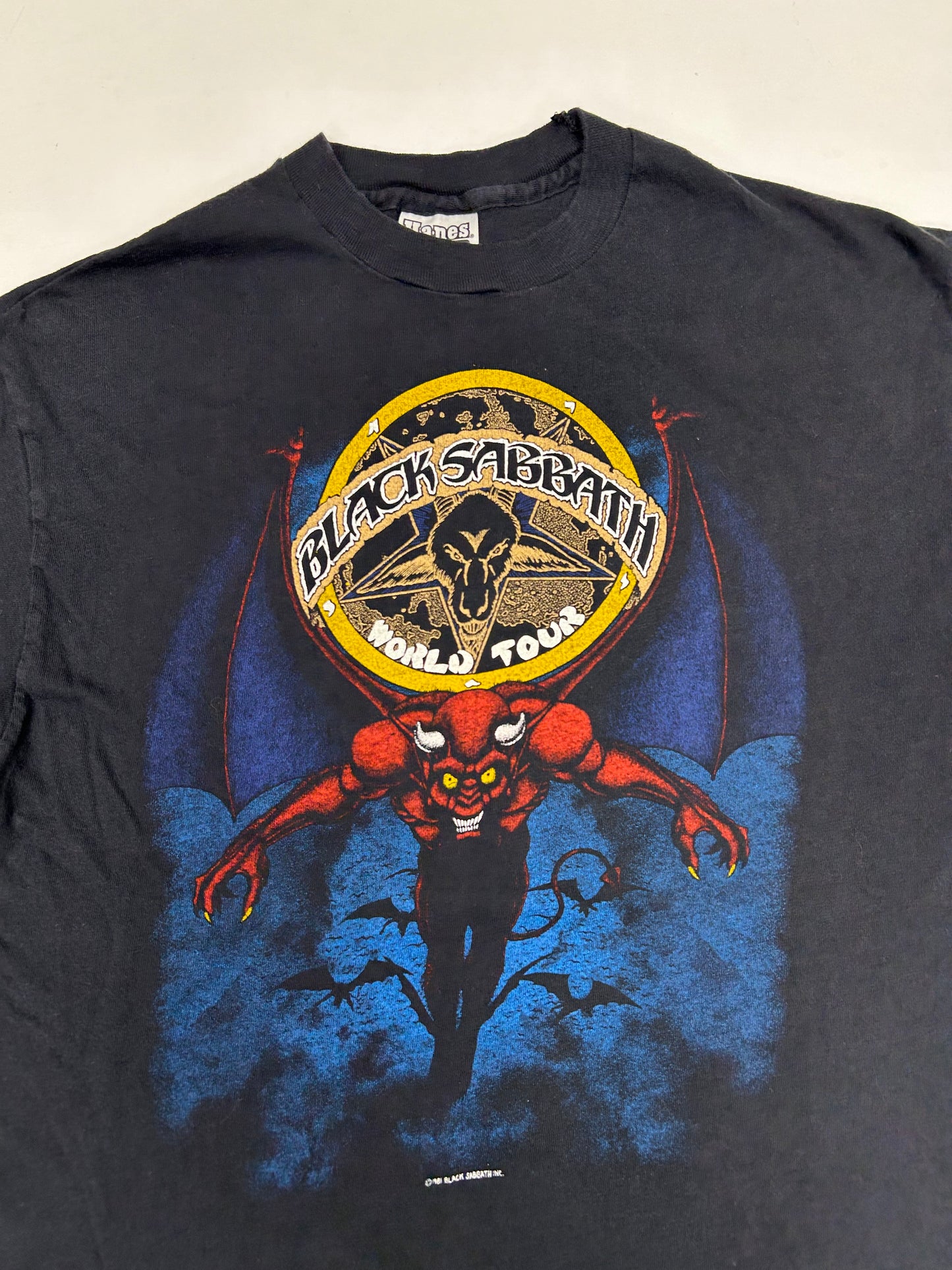 Vintage Black Sabbath Mob Rules Tour 1981 Rock Band Music Tee 21.25x28.25 Inches L/M Fit