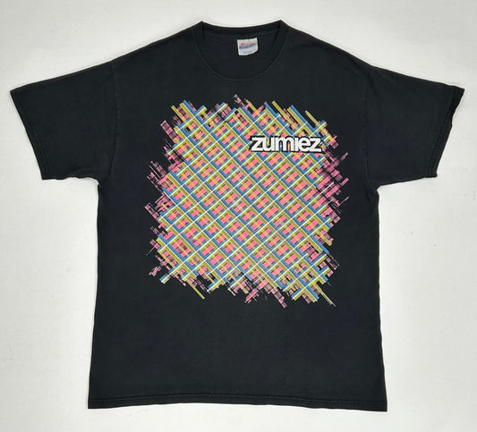 Vintage Zumiez Store Skate Brand Store Tee Large Skateboarding 22.25x29.75 Inches